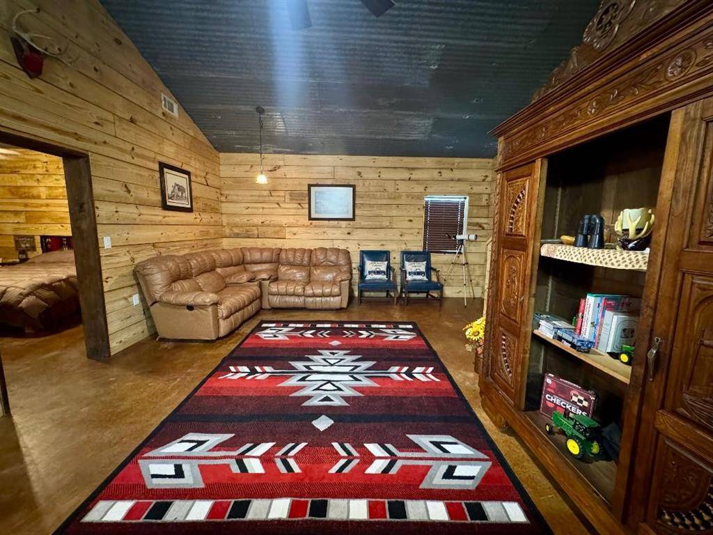 Megargel, TX 76370,323 Slaughter Road