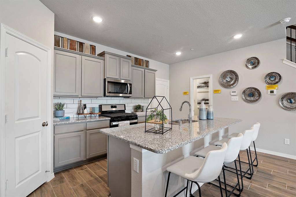 Heartland, TX 75114,3715 Star Mesa Street #15