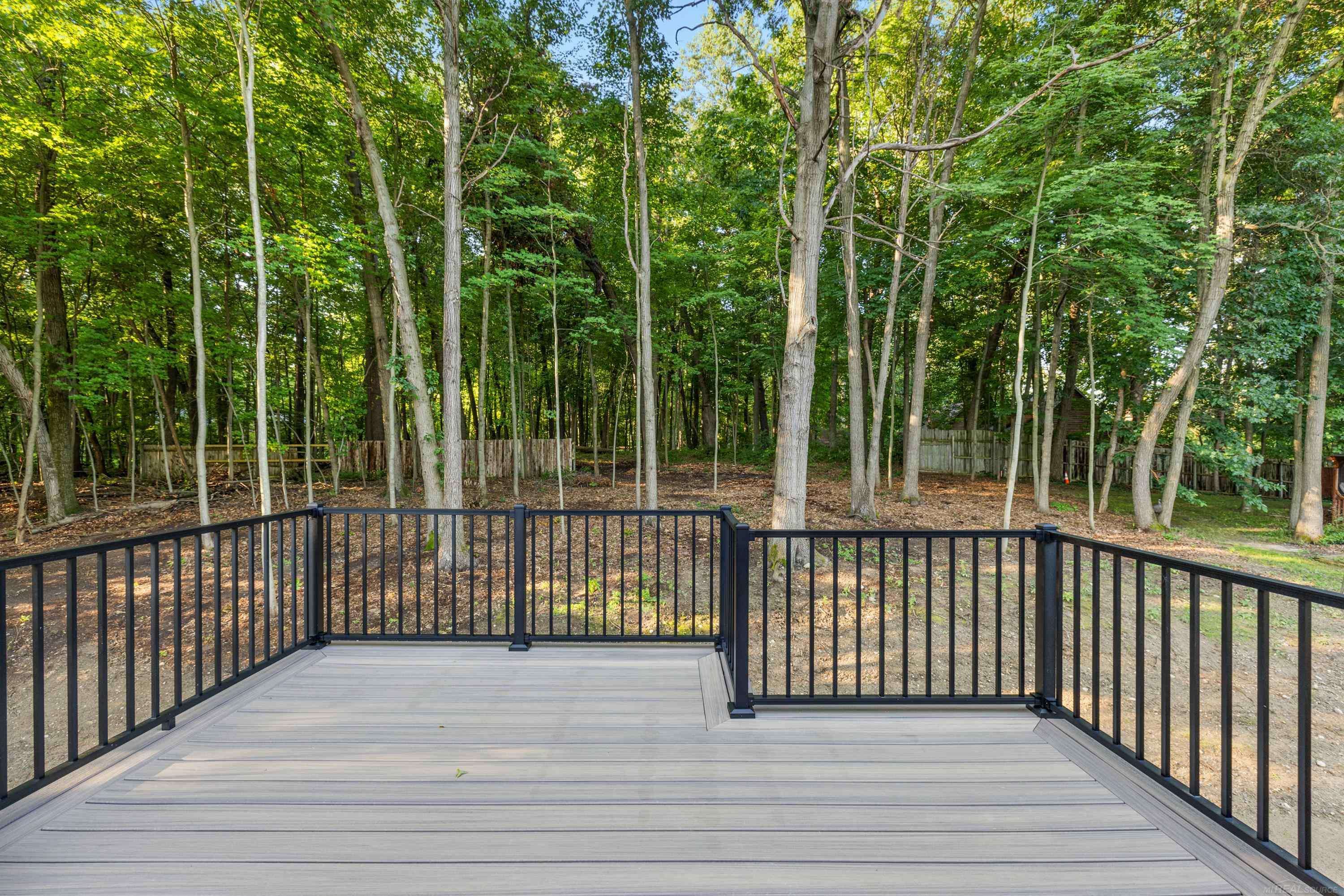 Lake Orion, MI 48359,1262 Walloon Way DR