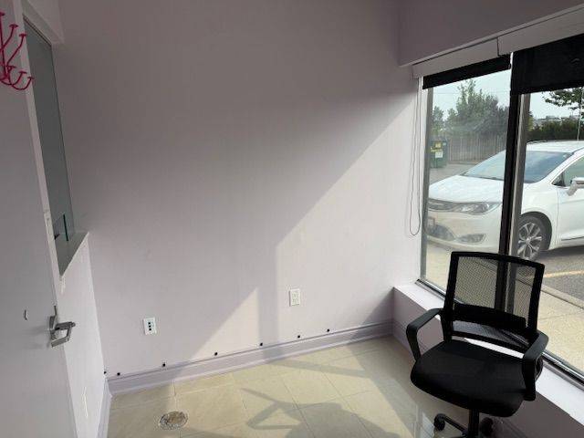 Mississauga, ON L5L 2V7,3018 Winston Churchill BLVD #4