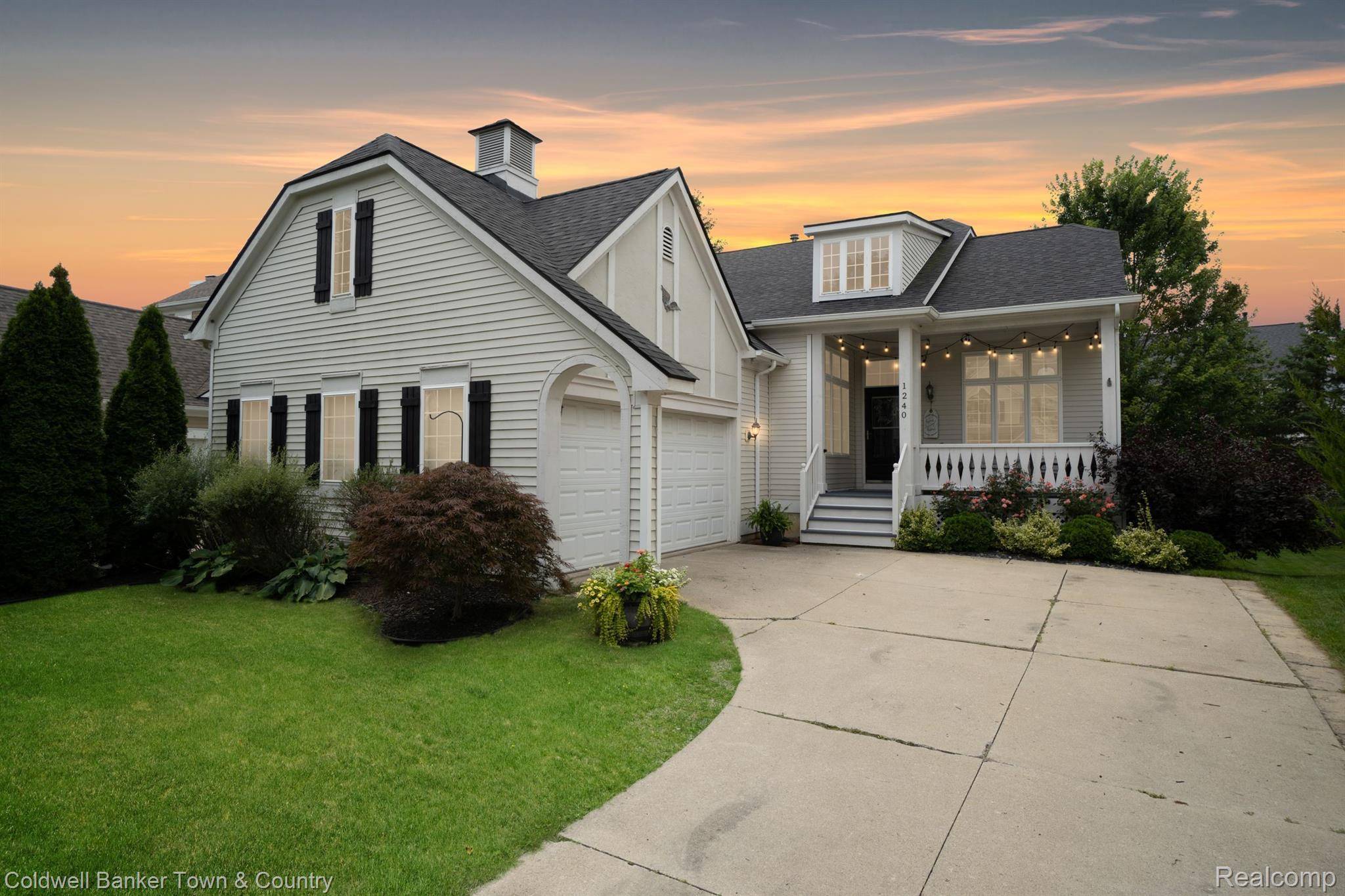 Howell, MI 48843,1240 HUDSON DR