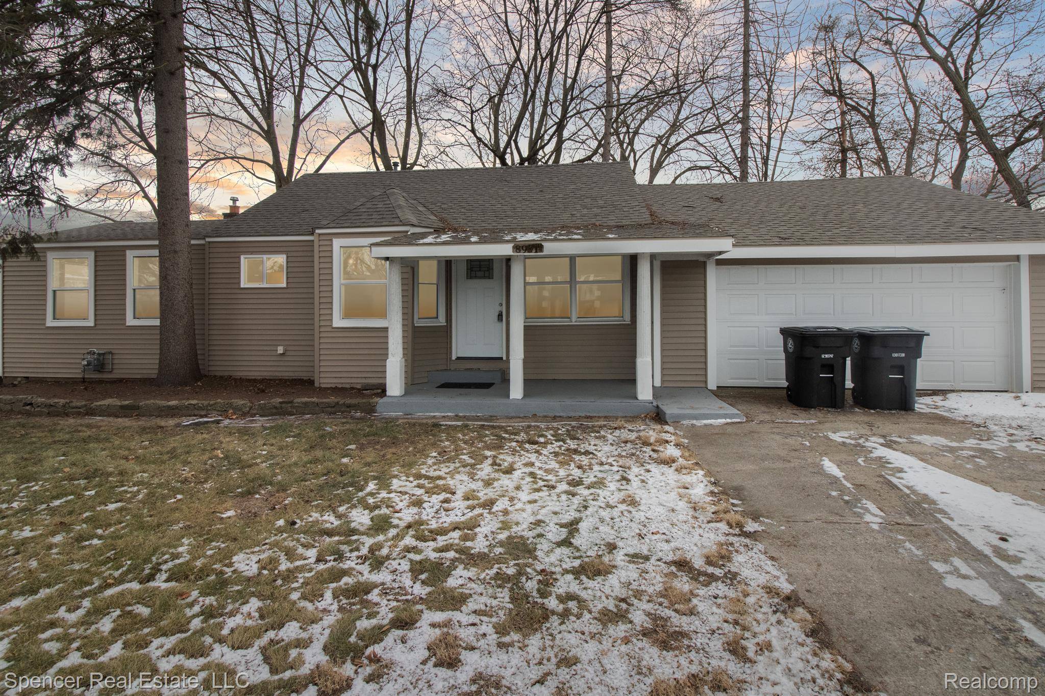 Livonia, MI 48150,8931 Fremont ST