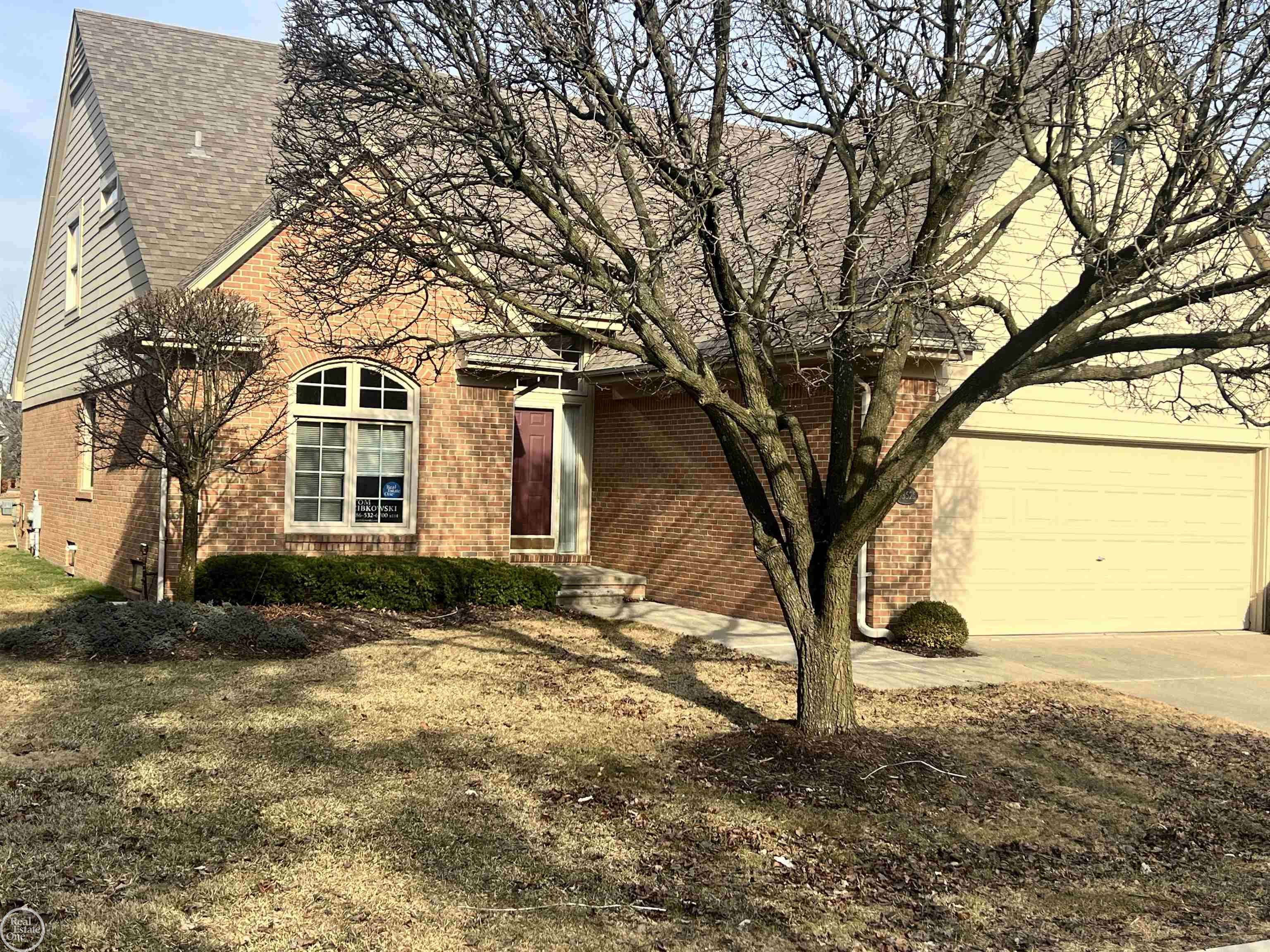 Sterling Heights, MI 48314,43525 Perignon DR