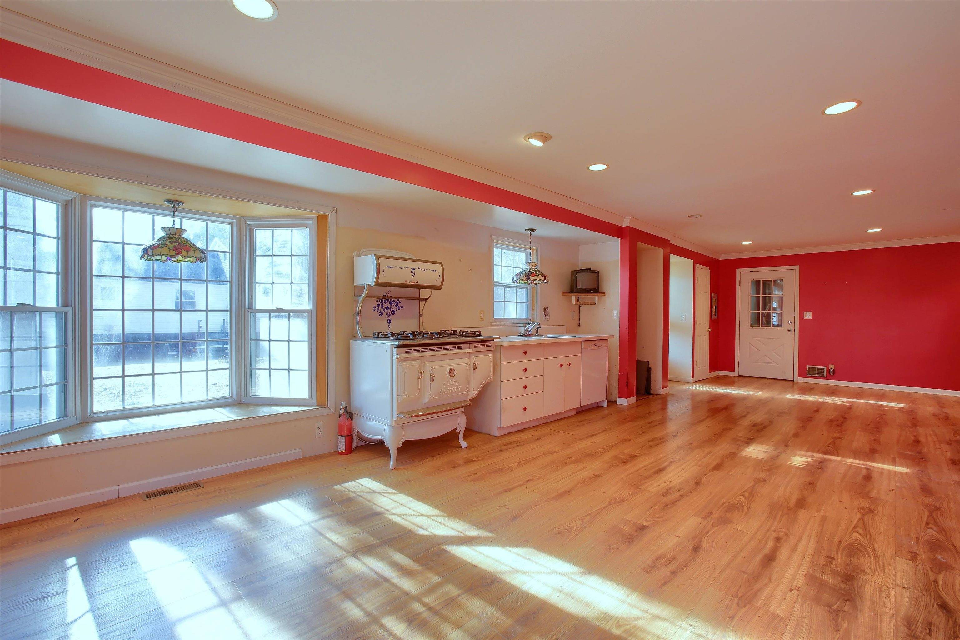 Harrison Twp, MI 48045,26080 Campau LN