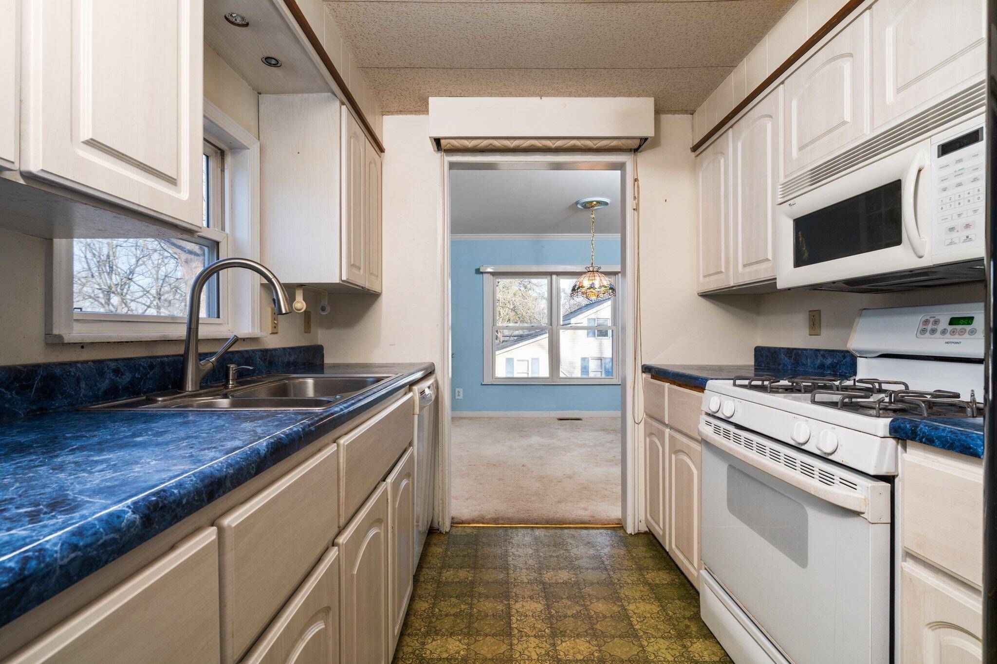 Dexter, MI 48130,7795 Ann Arbor ST