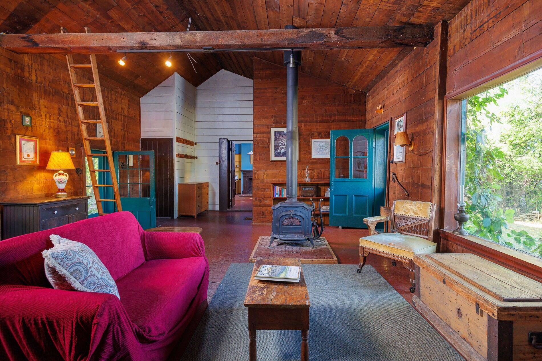 Mississauga, ON L5V 1M4,1506 Estes CRES