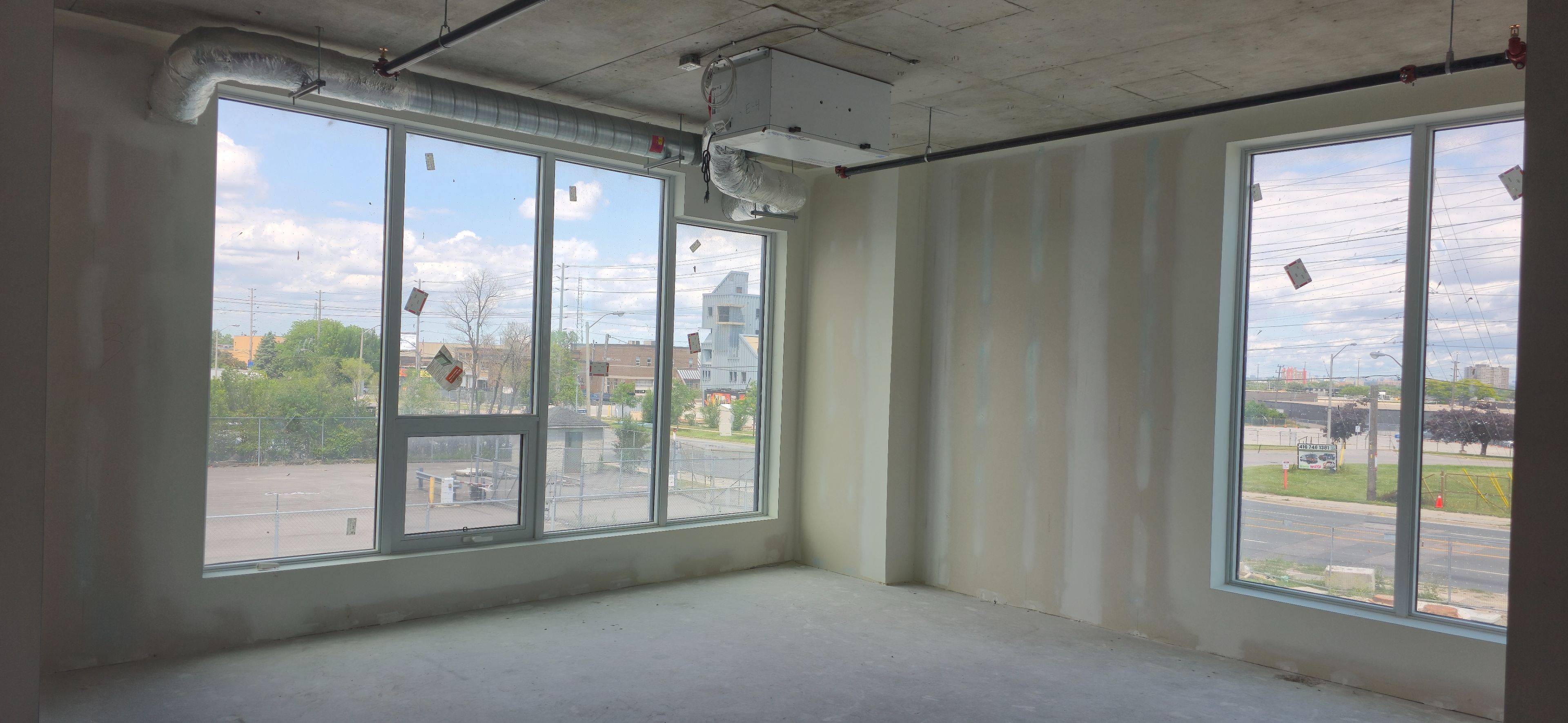 Toronto W10, ON M9W 1J1,600 Dixon RD #115