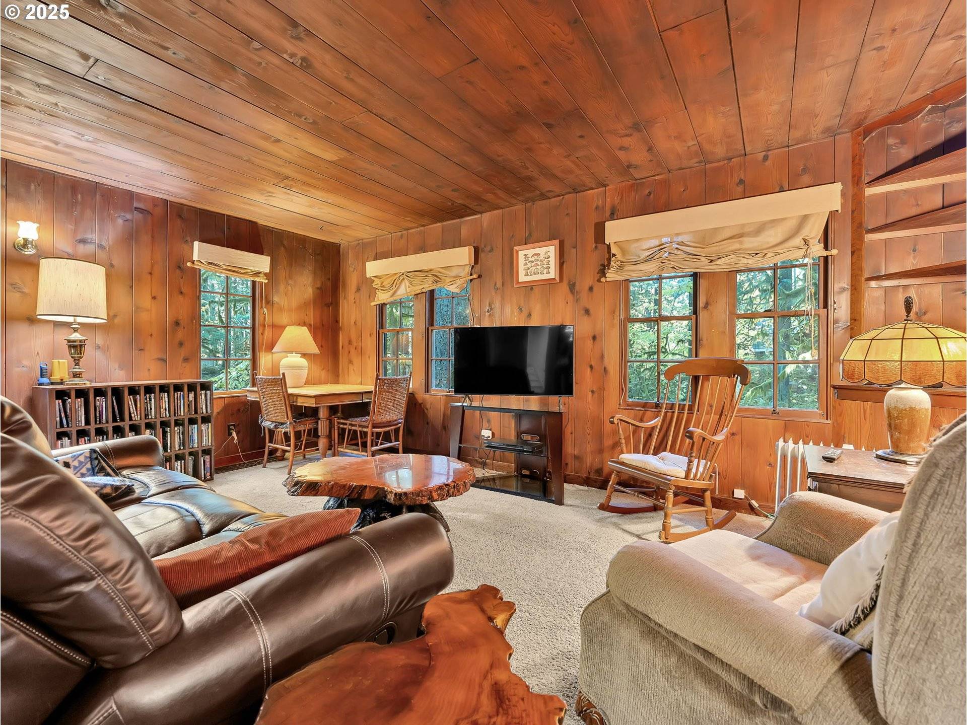 Rhododendron, OR 97049,26986 E STILL CREEK RD