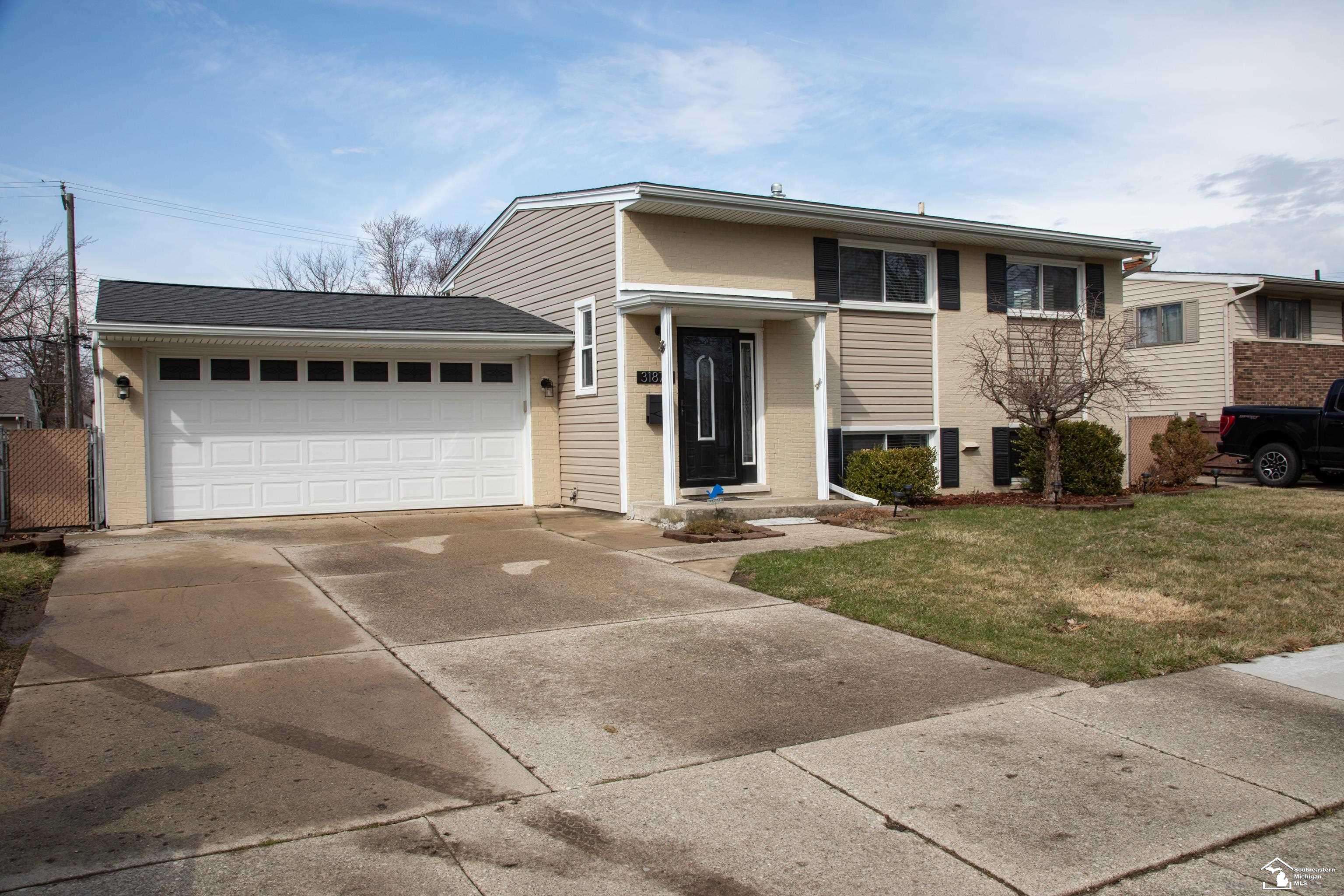 Rockwood, MI 48173,31872 Lafler DR