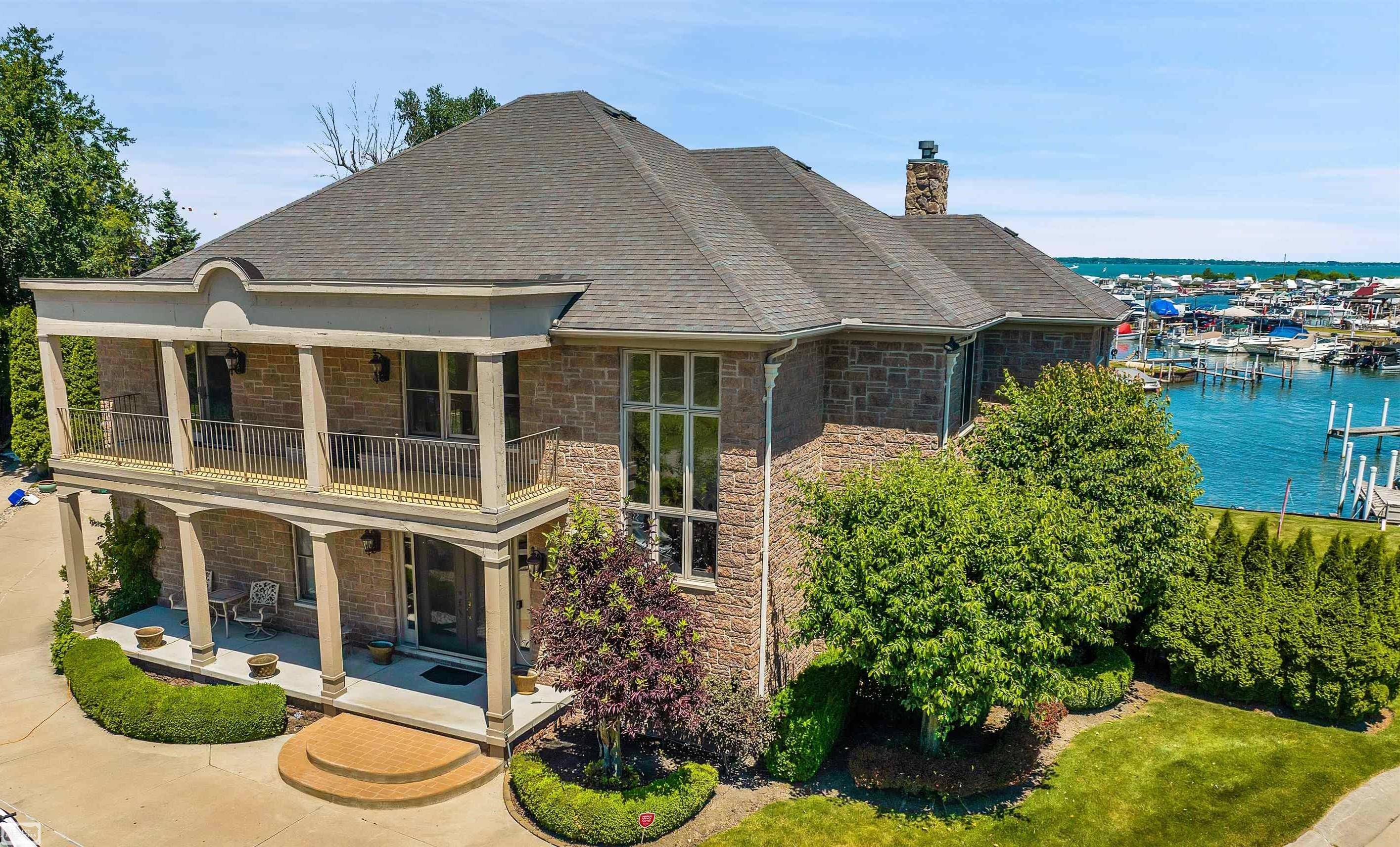 Harrison Twp, MI 48045,41626 Conger Bay DR