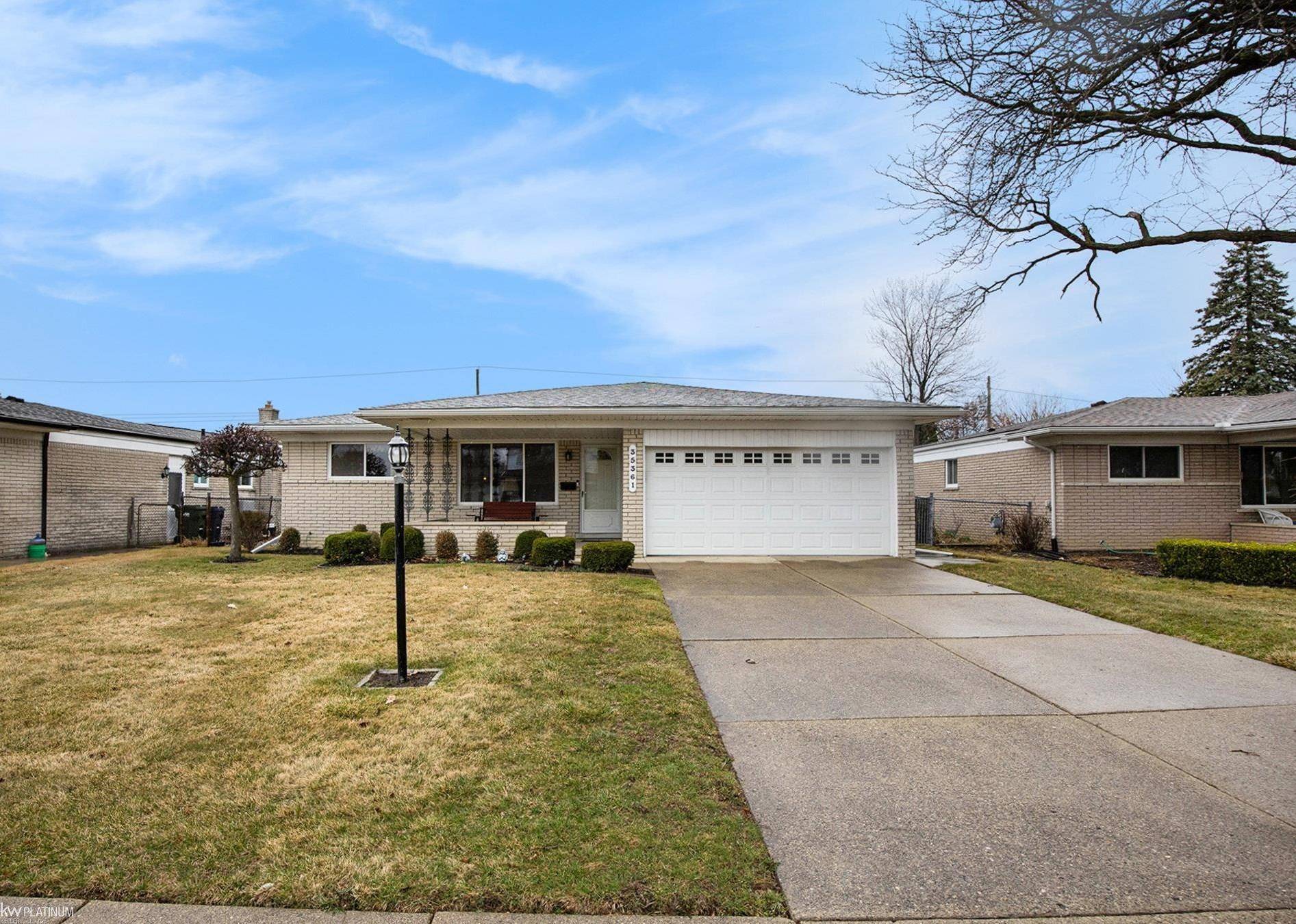 Sterling Heights, MI 48312,35361 Lana LN