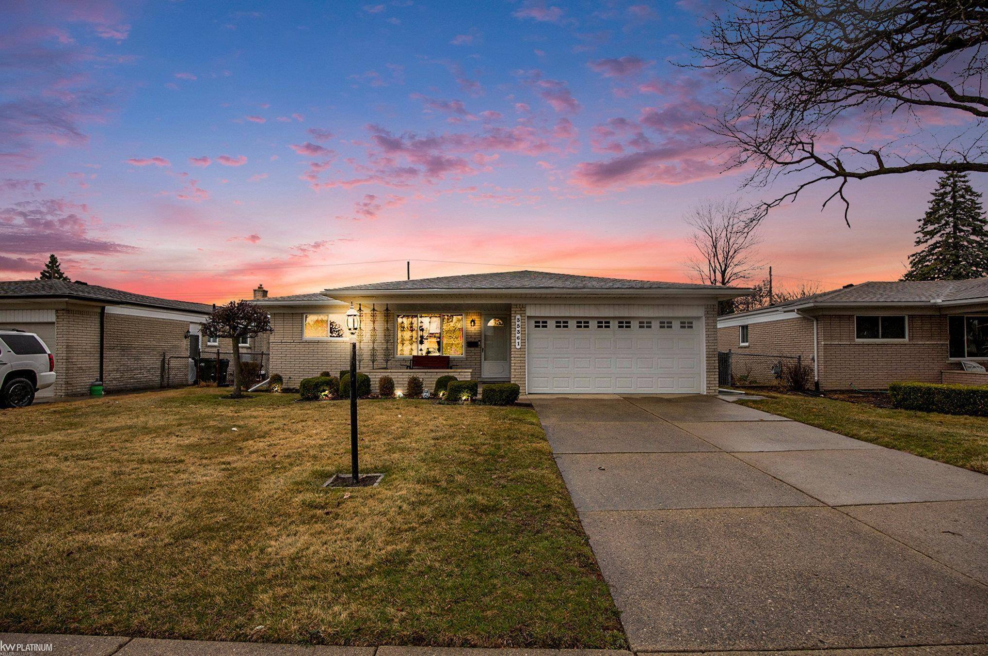 Sterling Heights, MI 48312,35361 Lana LN