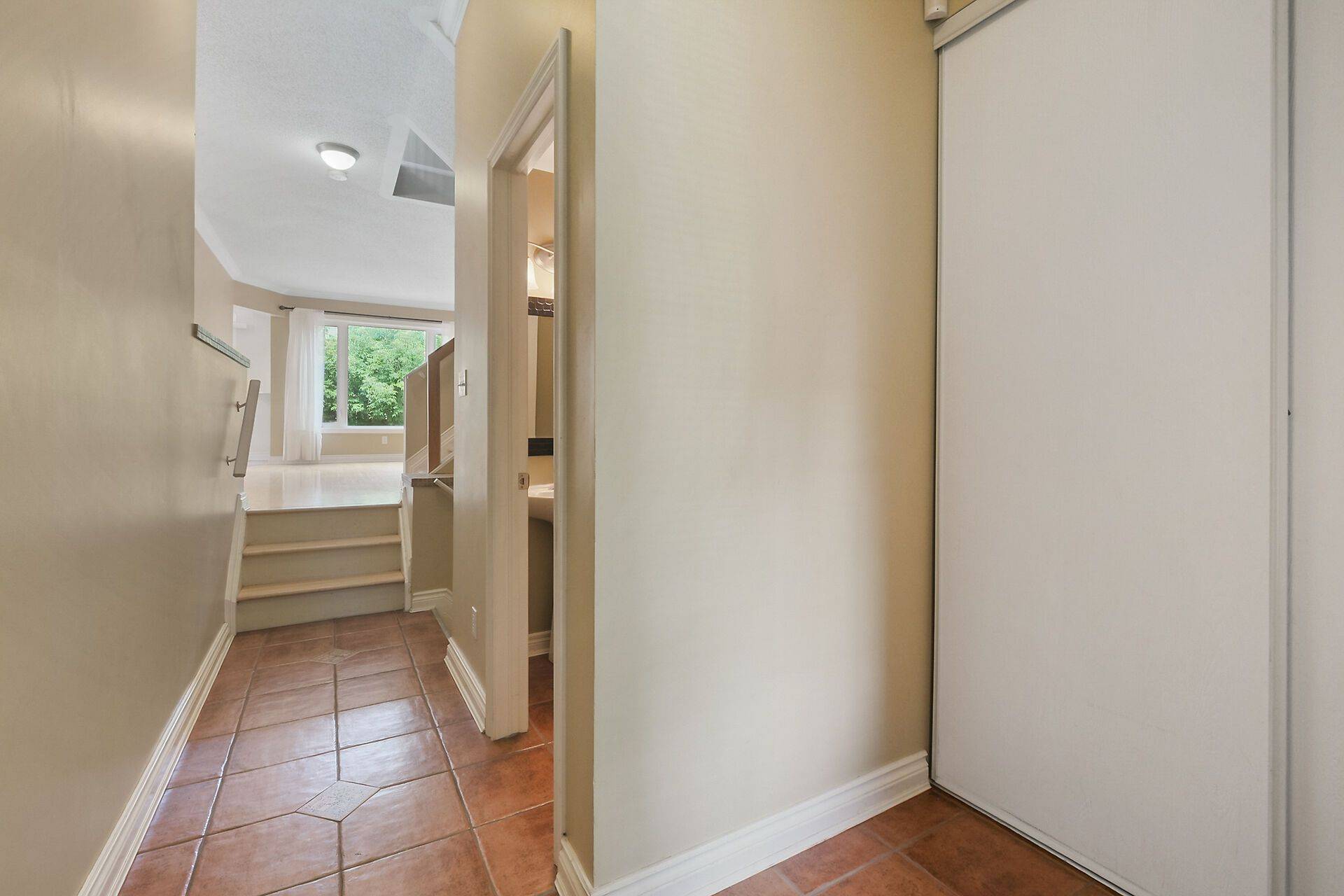 Orleans - Convent Glen And Area, ON K1C 7L6,6201 Arbourwood DR