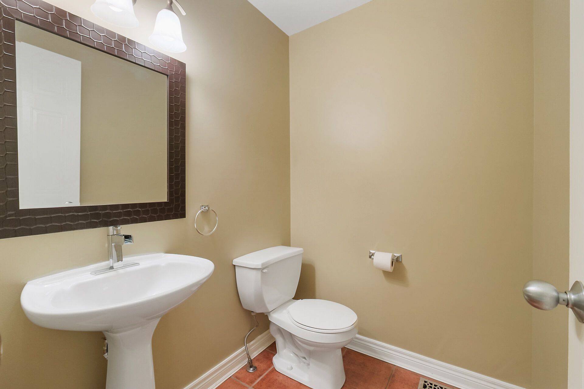 Orleans - Convent Glen And Area, ON K1C 7L6,6201 Arbourwood DR