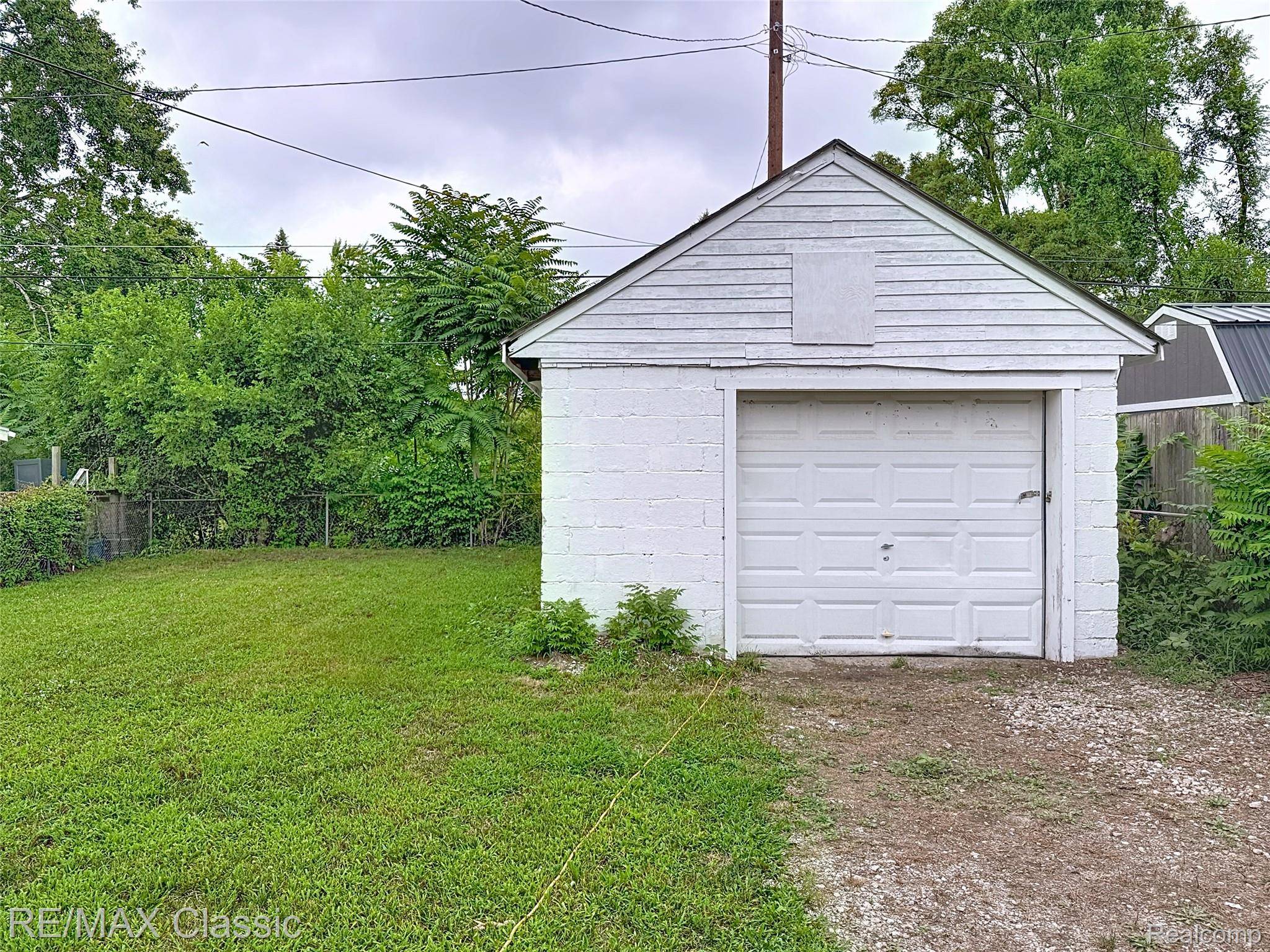 Westland, MI 48186,35130 June DR