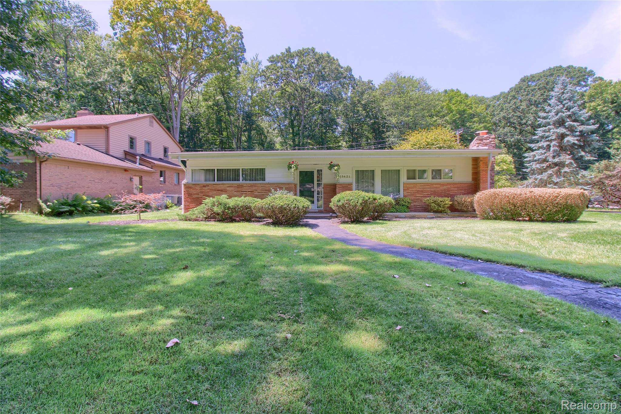 Livonia, MI 48154,15621 Hidden LN