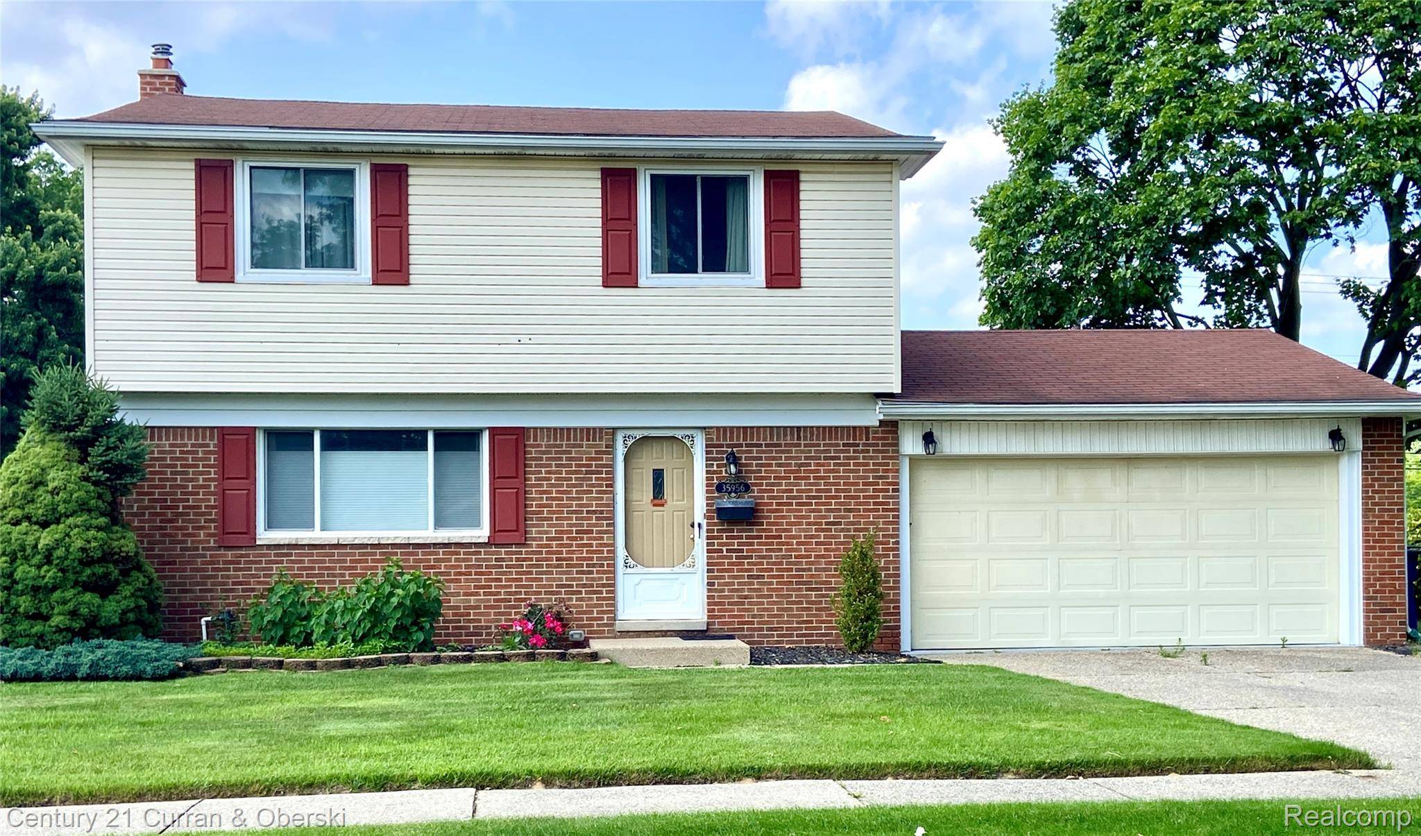 Westland, MI 48186,35956 Fernwood ST