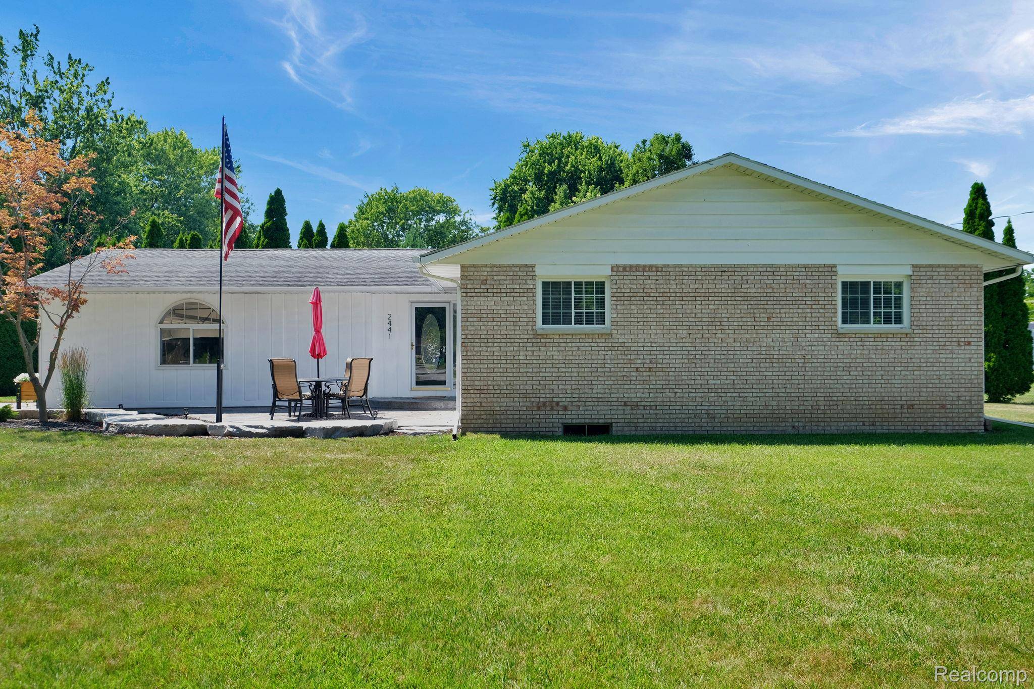 Saginaw, MI 48603,2441 Berberovich DR