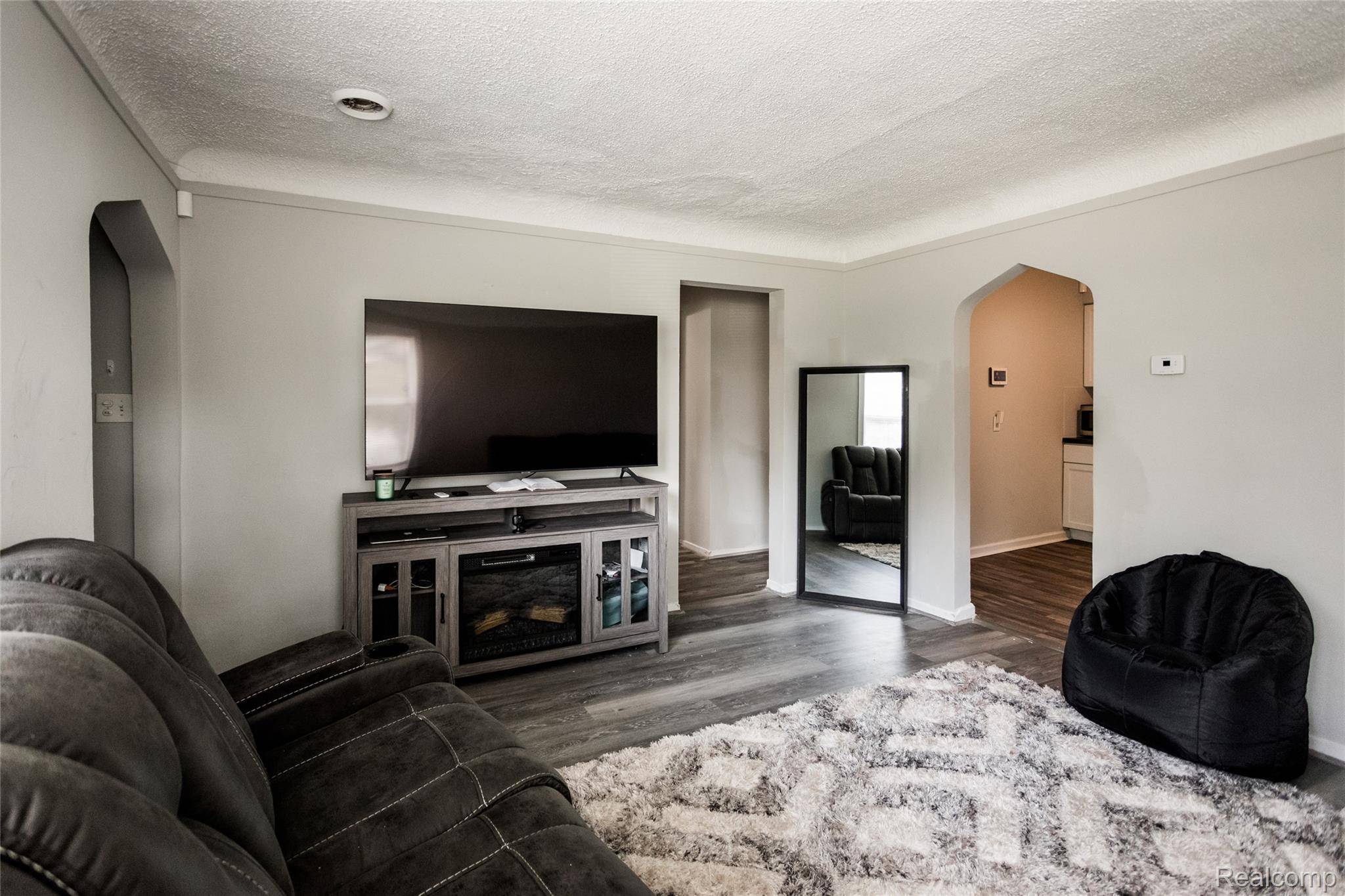 Southfield, MI 48075,20210 Westhampton AVE