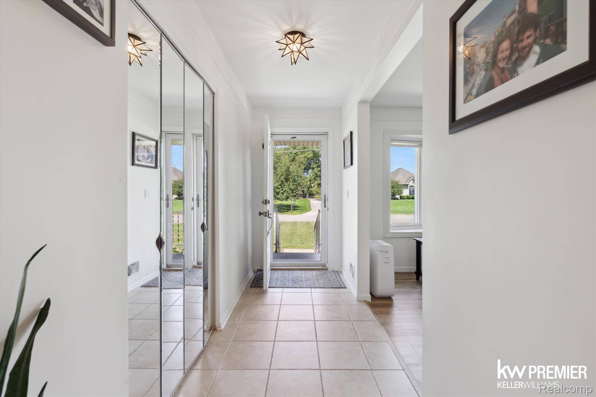 White Lake, MI 48386,475 Berry Patch LN