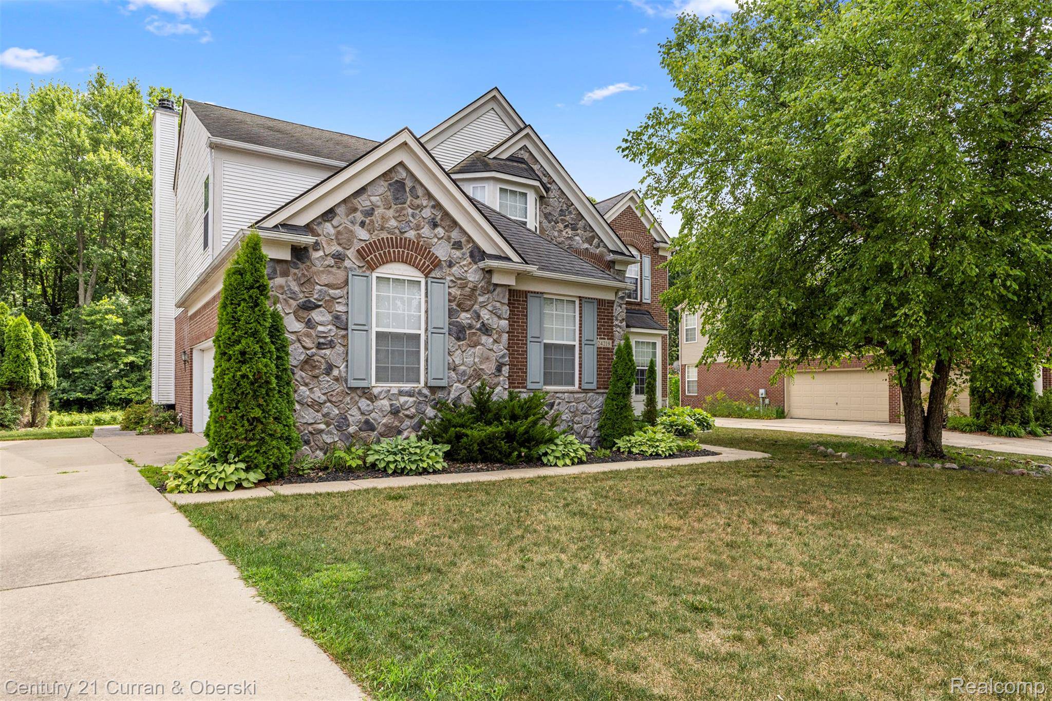 Flat Rock, MI 48134,24219 Summer LN