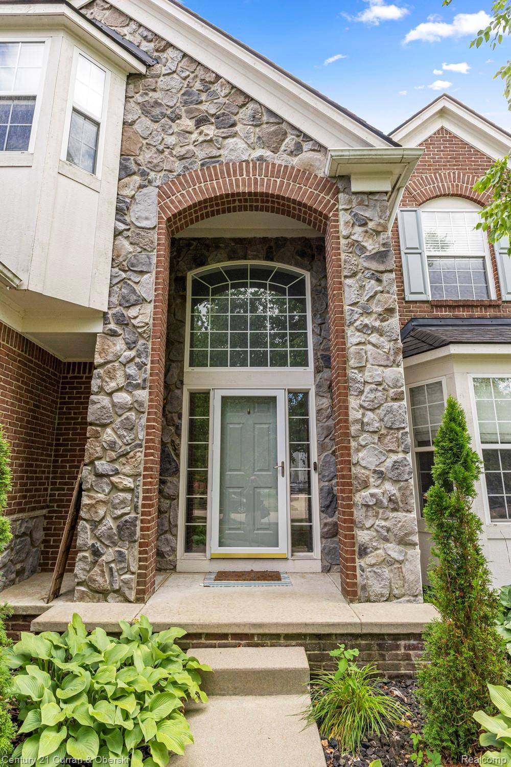 Flat Rock, MI 48134,24219 Summer LN