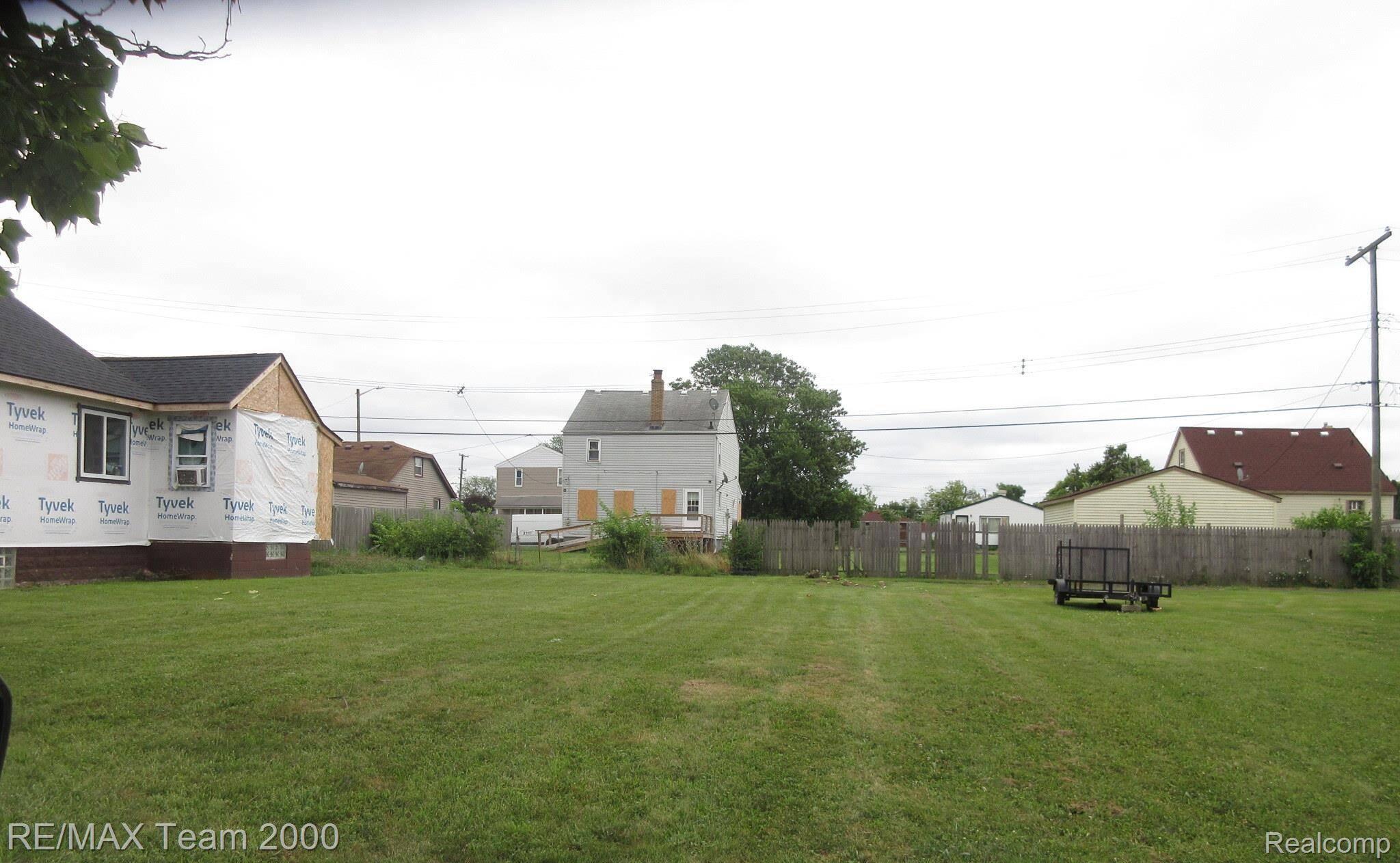 Ecorse, MI 48229,3965 13th ST