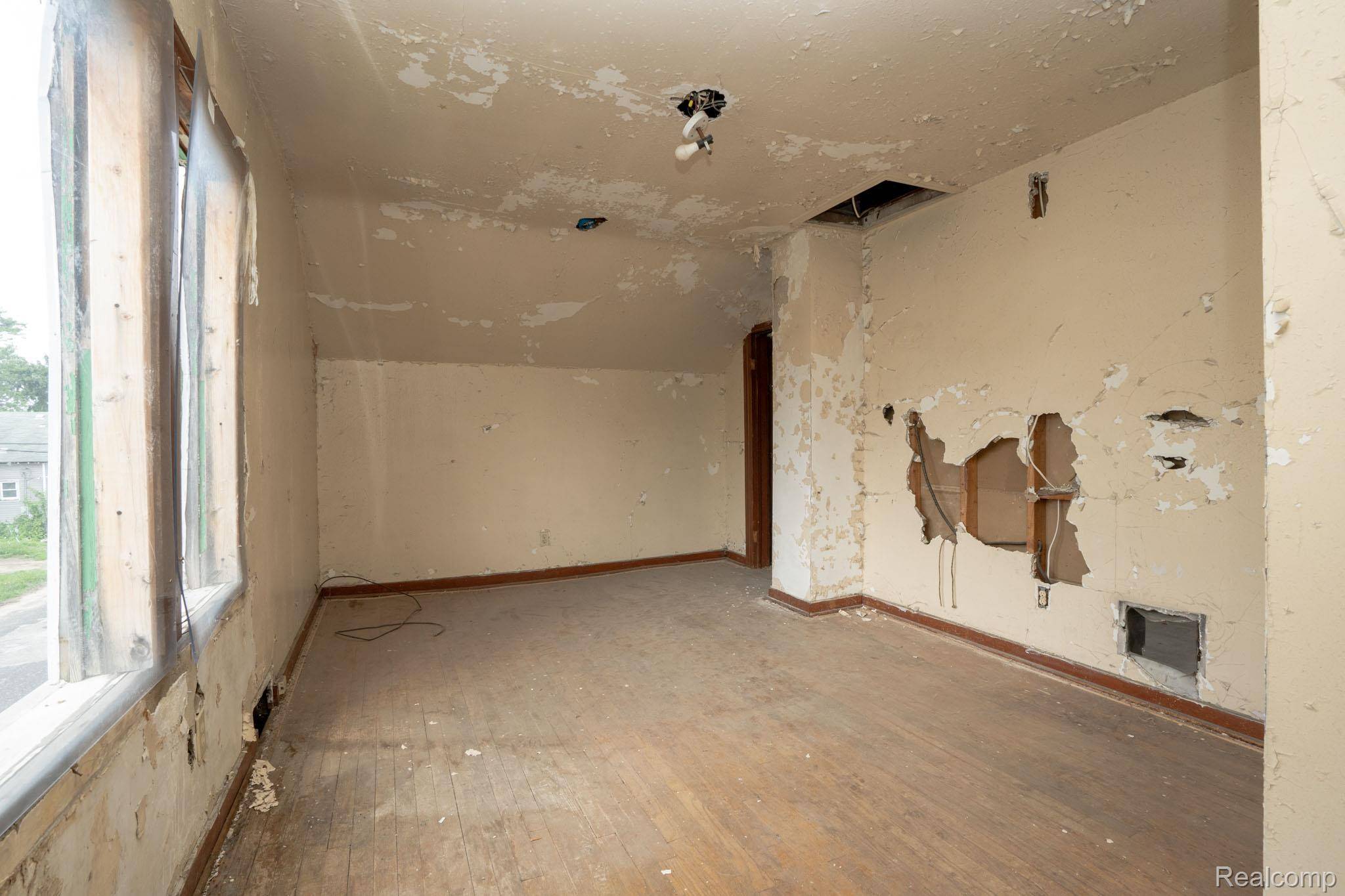 Detroit, MI 48212,17403 Goddard ST