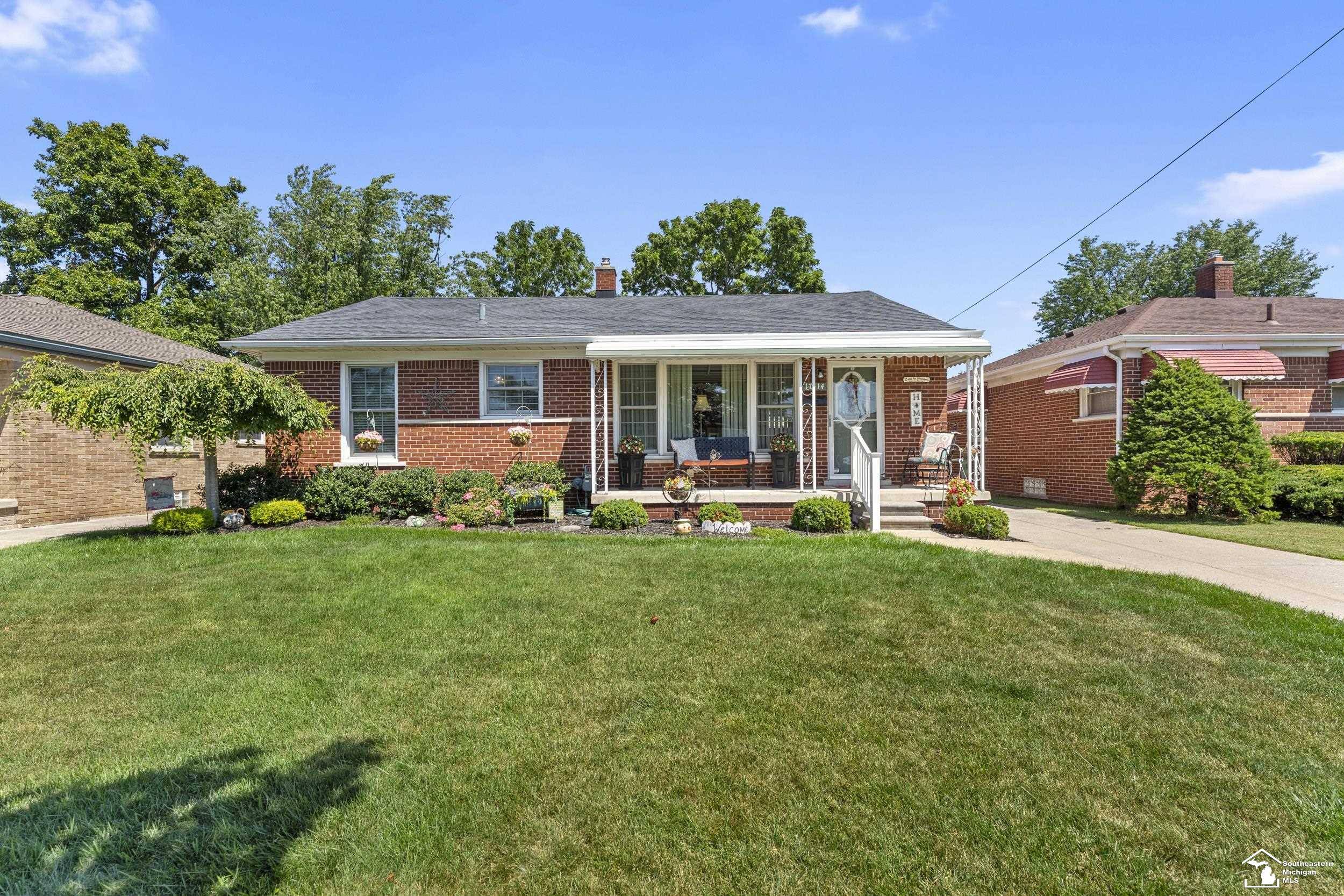 Allen Park, MI 48101,17414 Leslie AVE