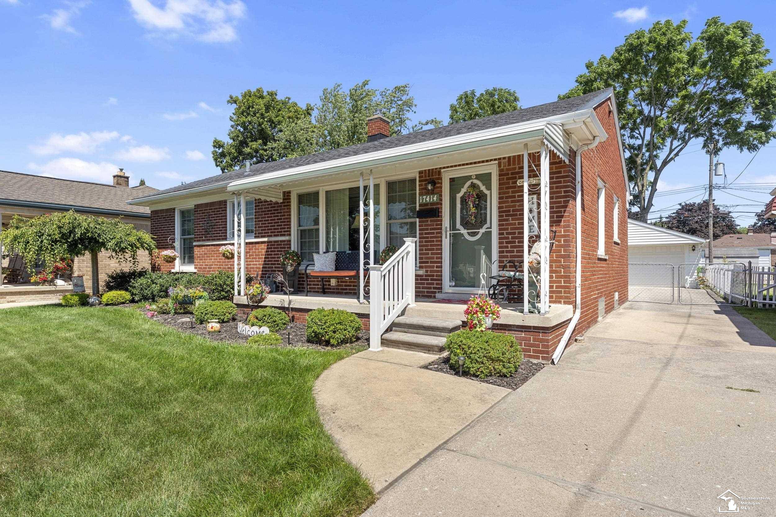 Allen Park, MI 48101,17414 Leslie AVE