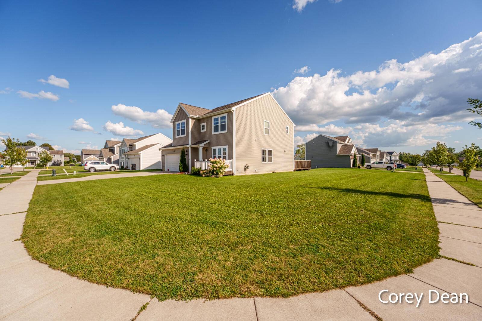 Kentwood, MI 49512,4618 Quaker Hill CT