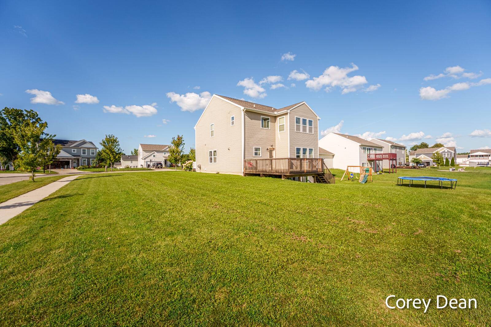 Kentwood, MI 49512,4618 Quaker Hill CT