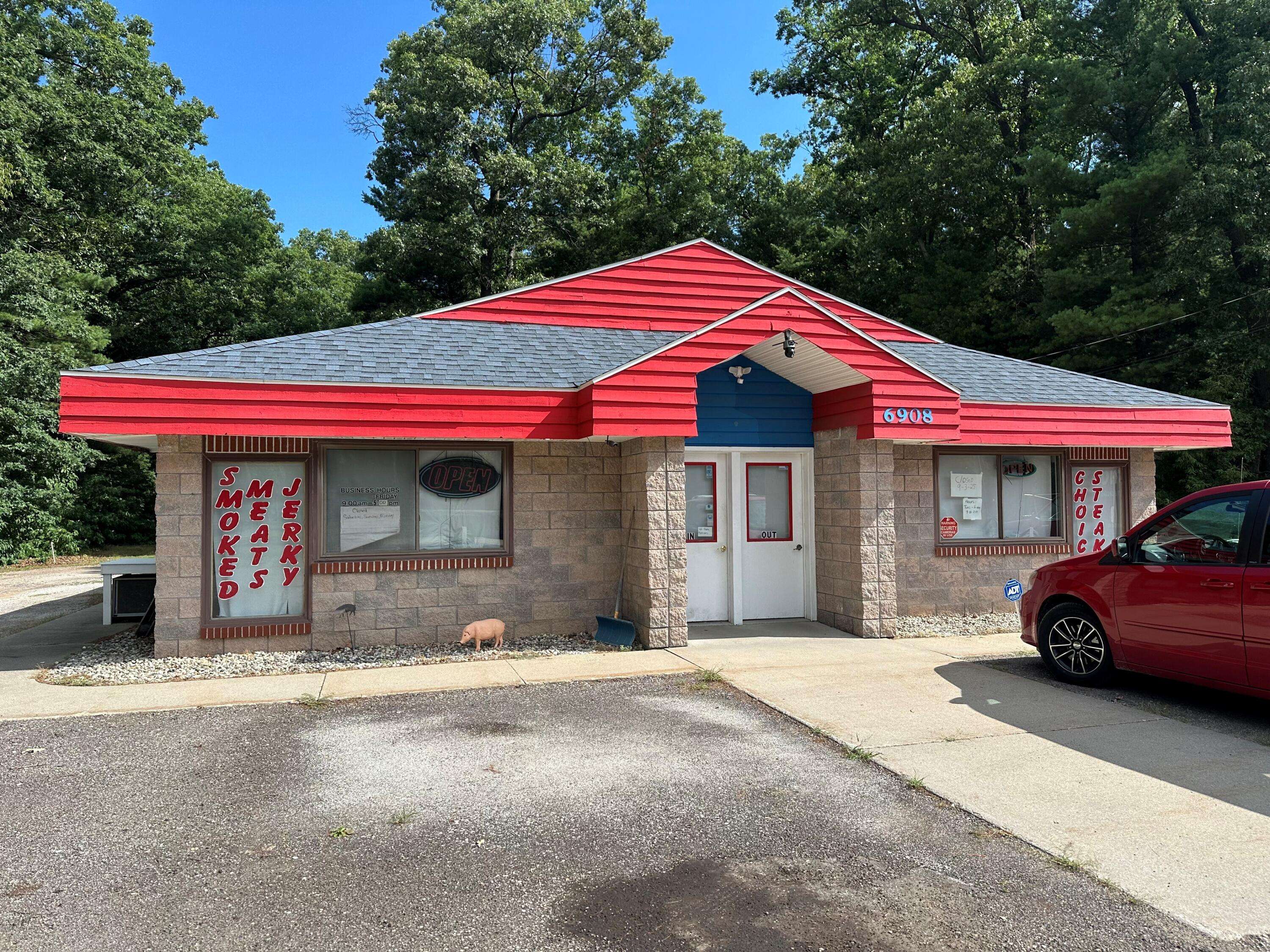 6908 E Apple AVE, Egelston Twp, MI 49442