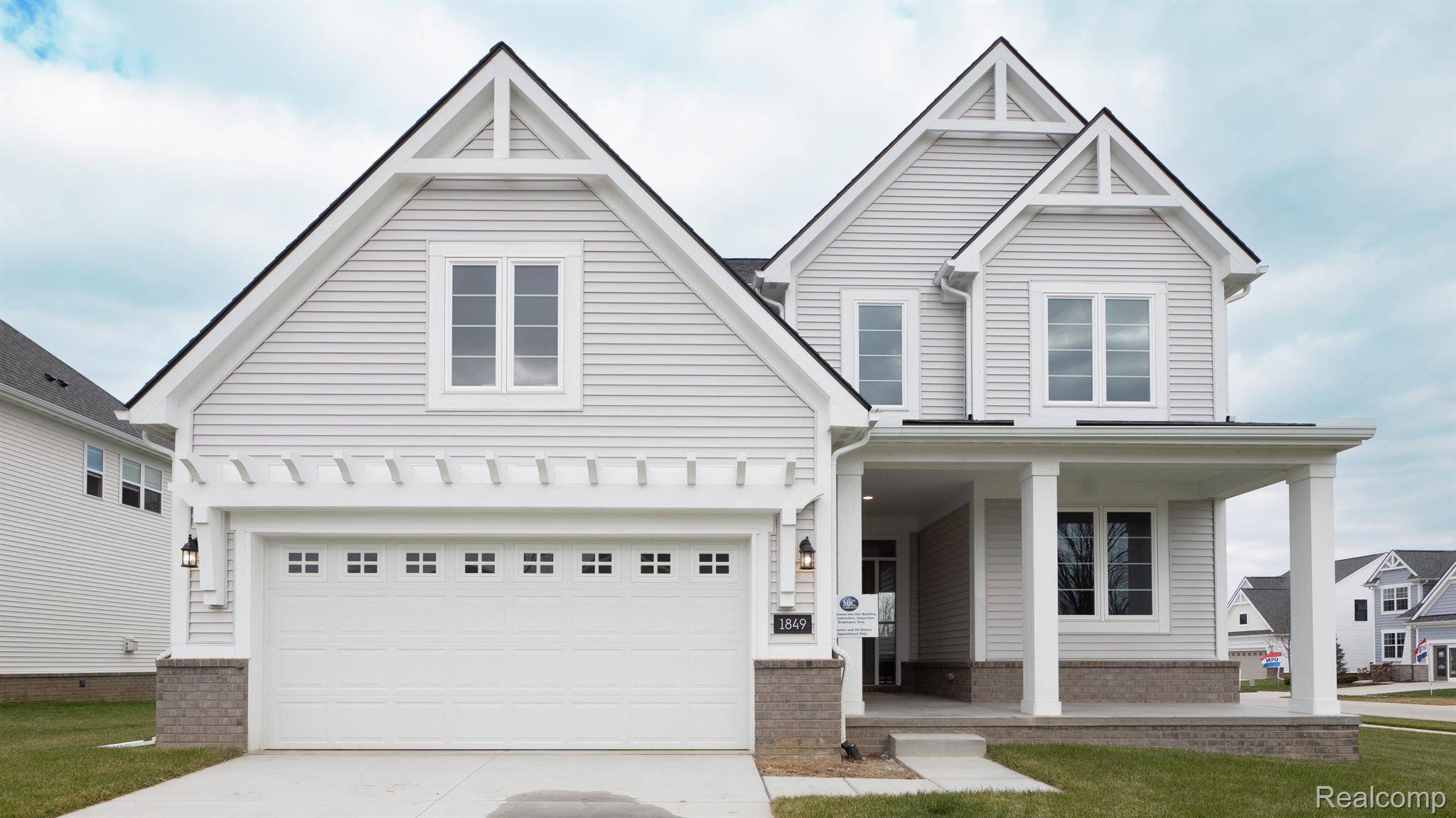 Wixom, MI 48393,1849 Emerald LN