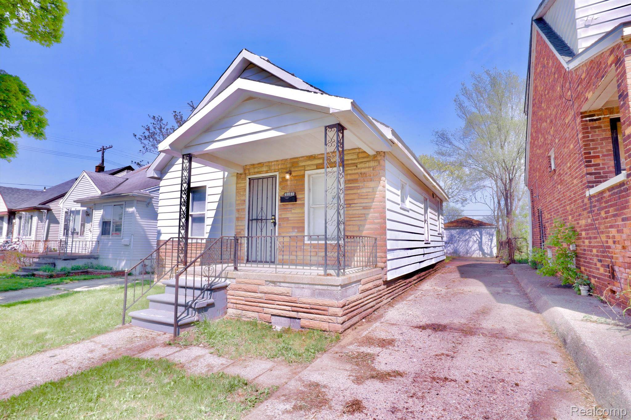 Detroit, MI 48234,20300 ALBANY ST