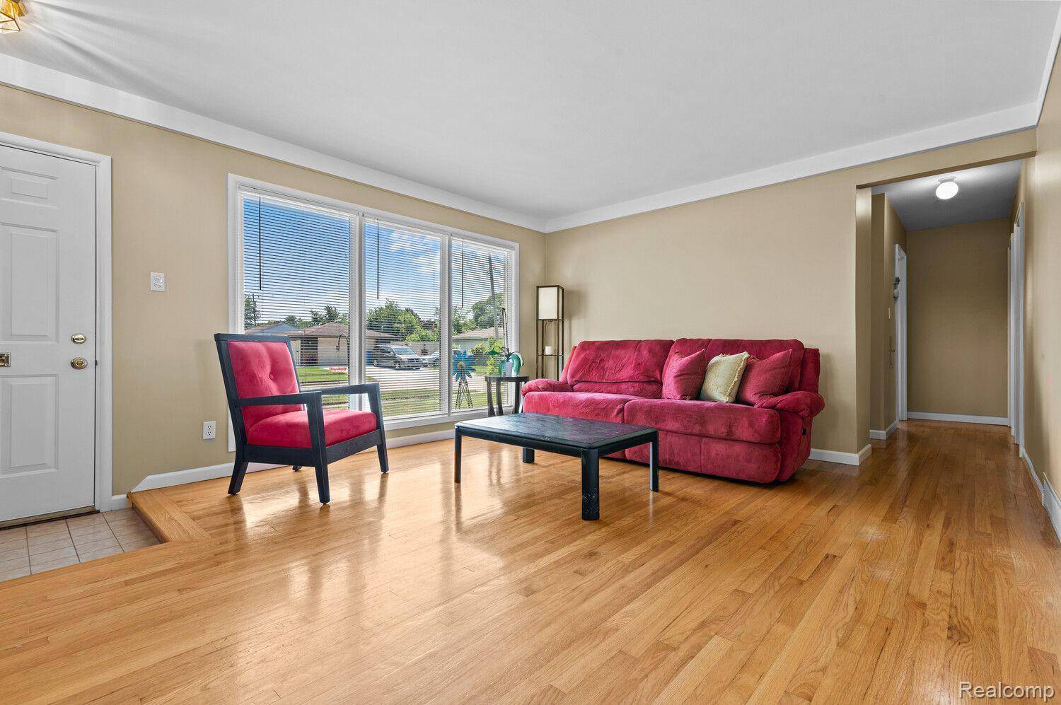 Dearborn Heights, MI 48127,26106 Keith ST