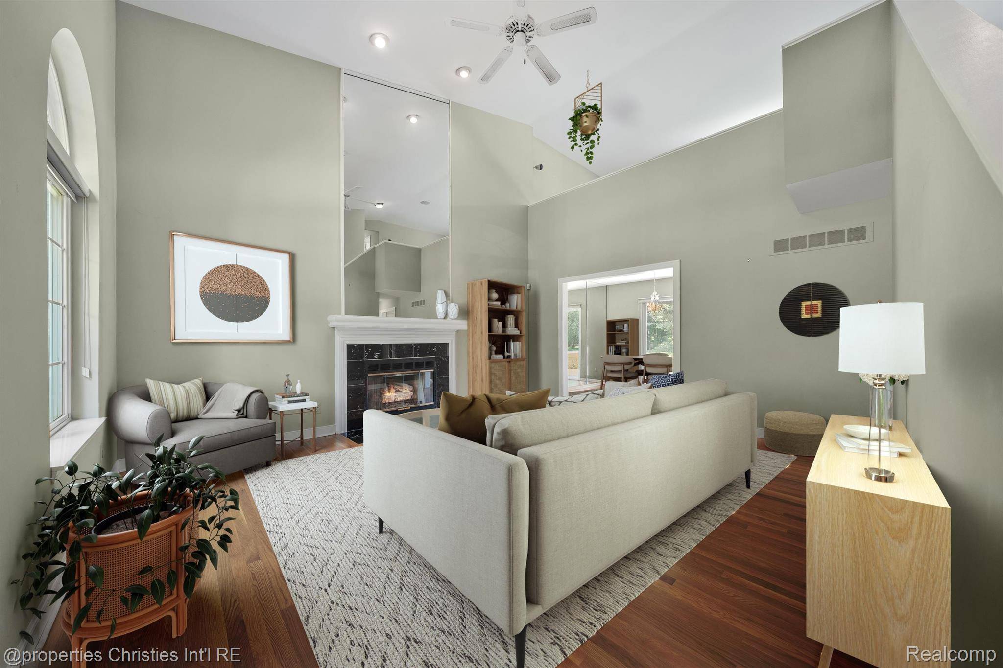 Waterford, MI 48327,490 RIVER RIDGE DR