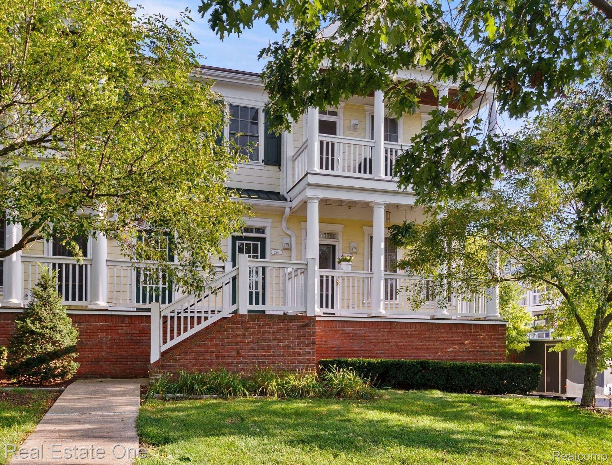 Auburn Hills, MI 48326,292 BEVERLY AVE #70