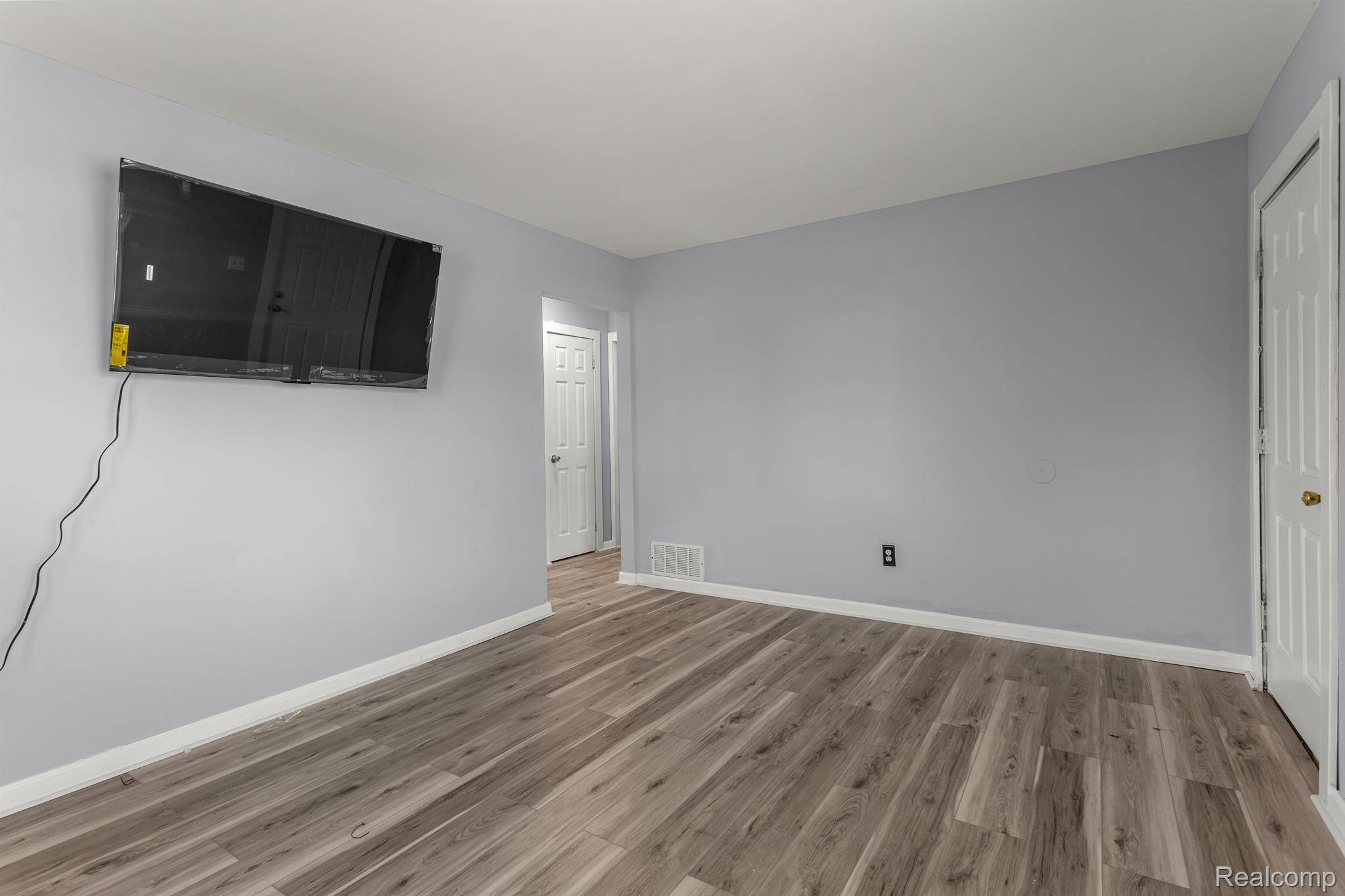 Detroit, MI 48205,13452 TACOMA ST