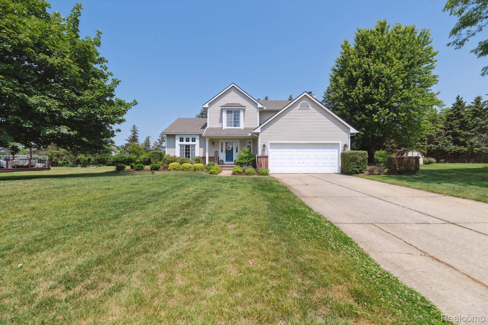 Wixom, MI 48393,2206 Silvermaple CT