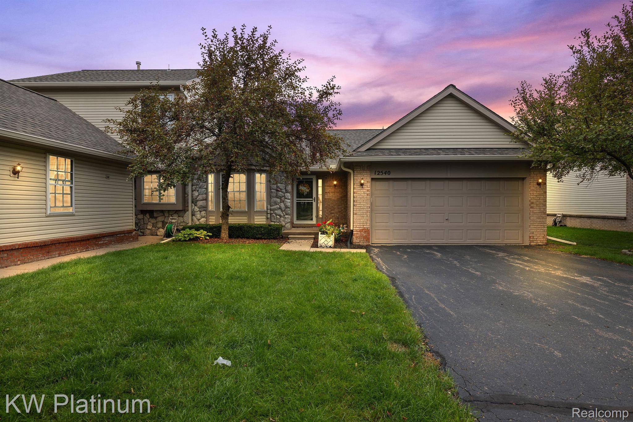 Utica, MI 48315,12540 Noonan CT