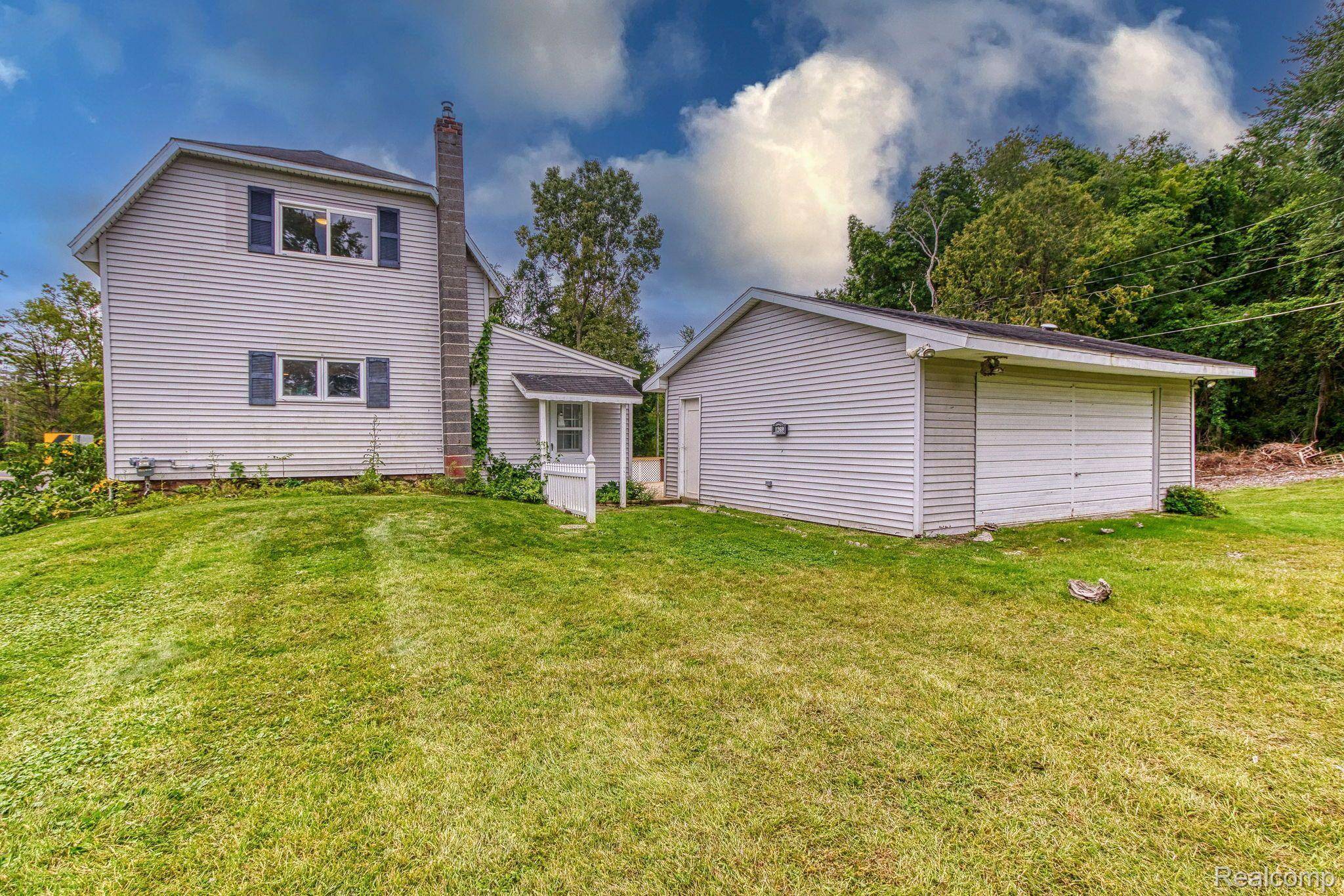 Leonard, MI 48367,1269  Rochester Rd