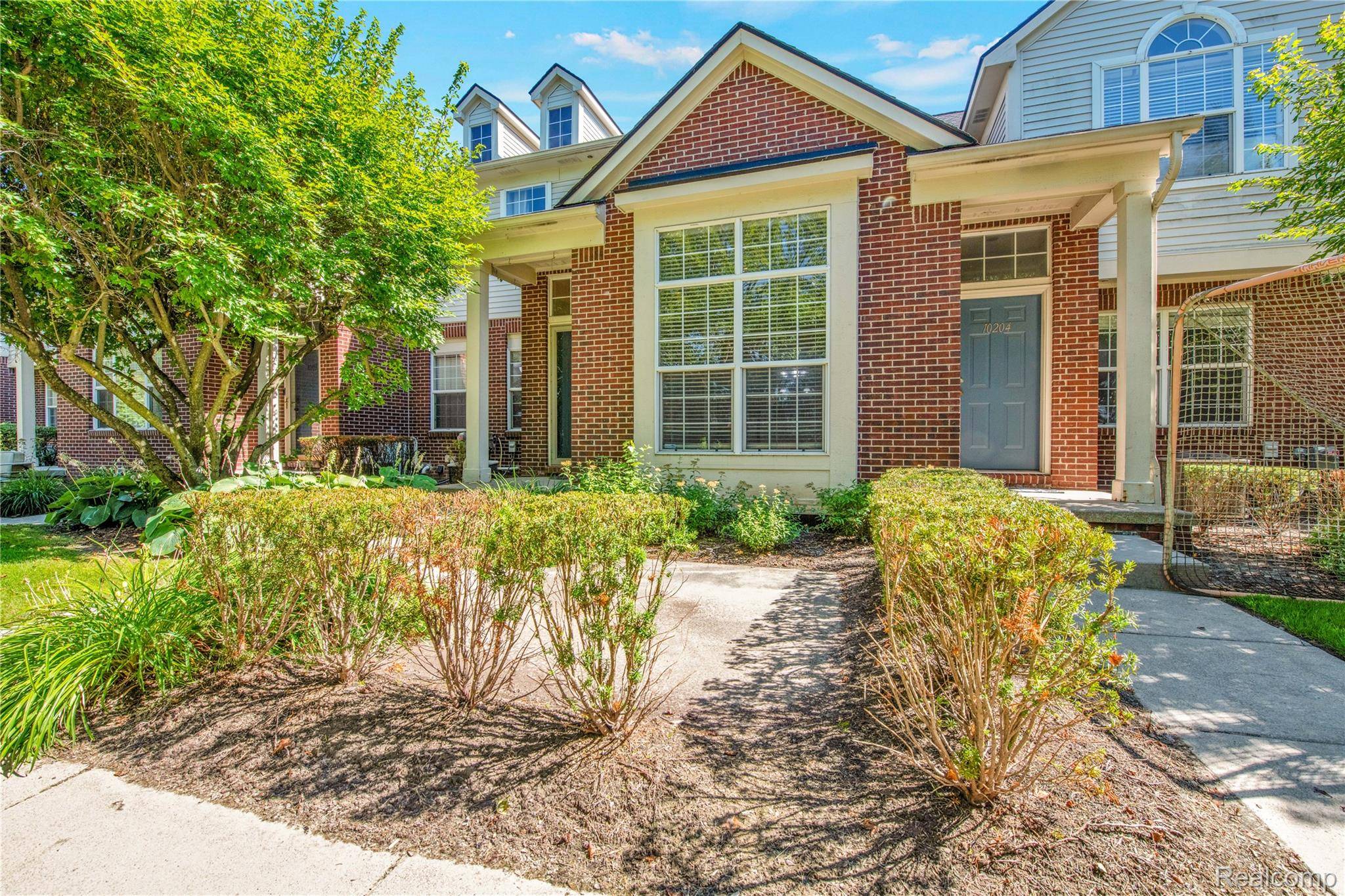 Walled Lake, MI 48390,10104 Jasmine DR