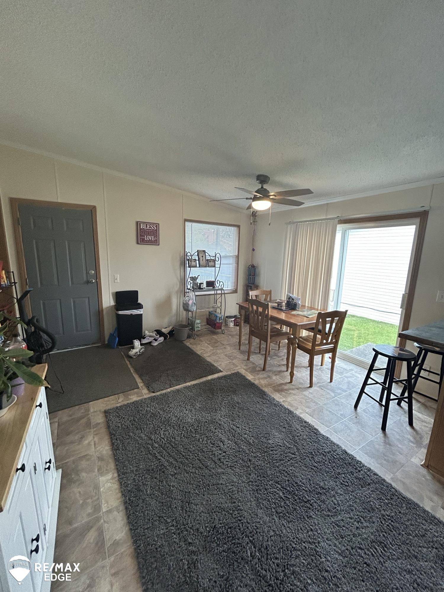 Flint, MI 48506,475 White Willow DR