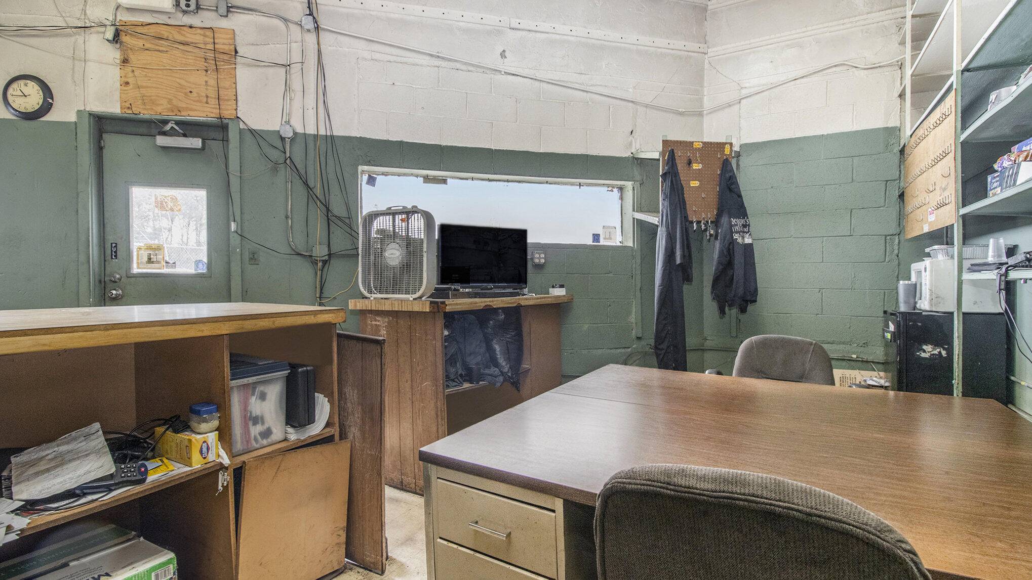 Detroit, MI 48204,11920 W Grand River AVE