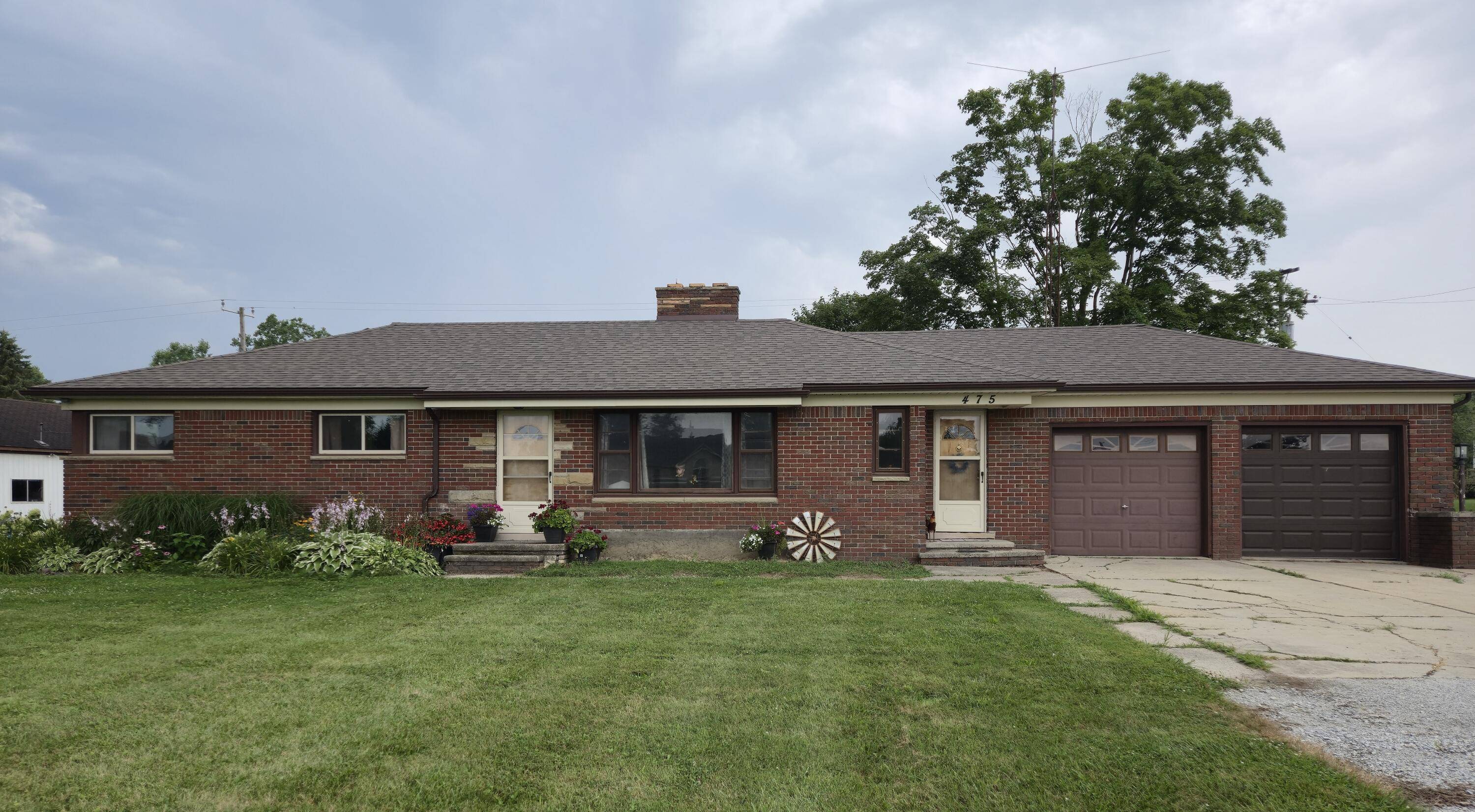 Riley, MI 48041,475 riley center