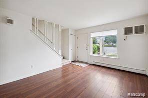 South Lyon, MI 48178,61125 Heritage BLVD