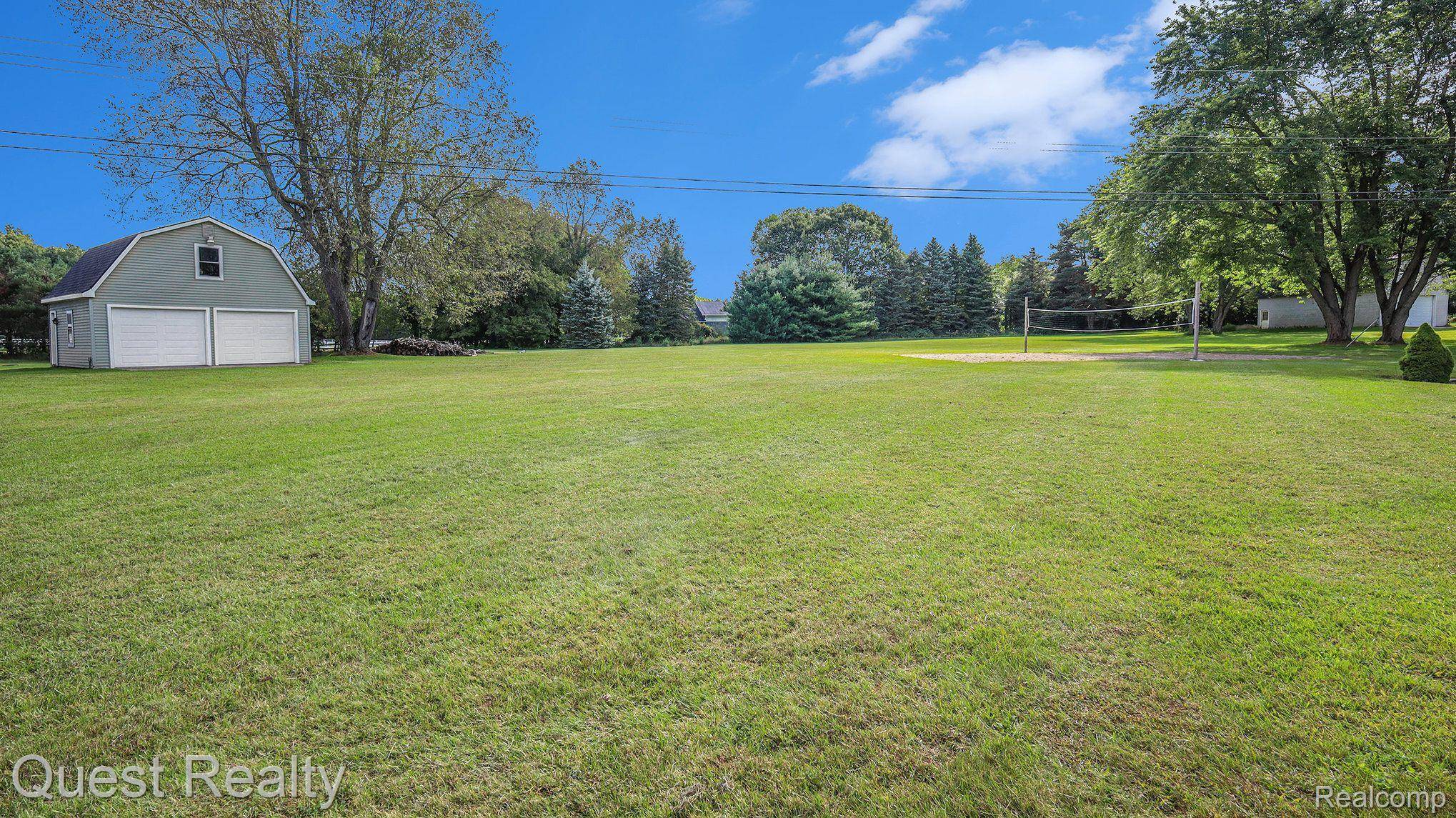 Clarkston, MI 48348,9290 ALLEN RD