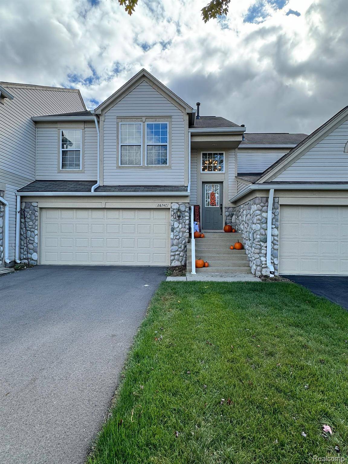 Woodhaven, MI 48183,26747 KIRKWAY CIR