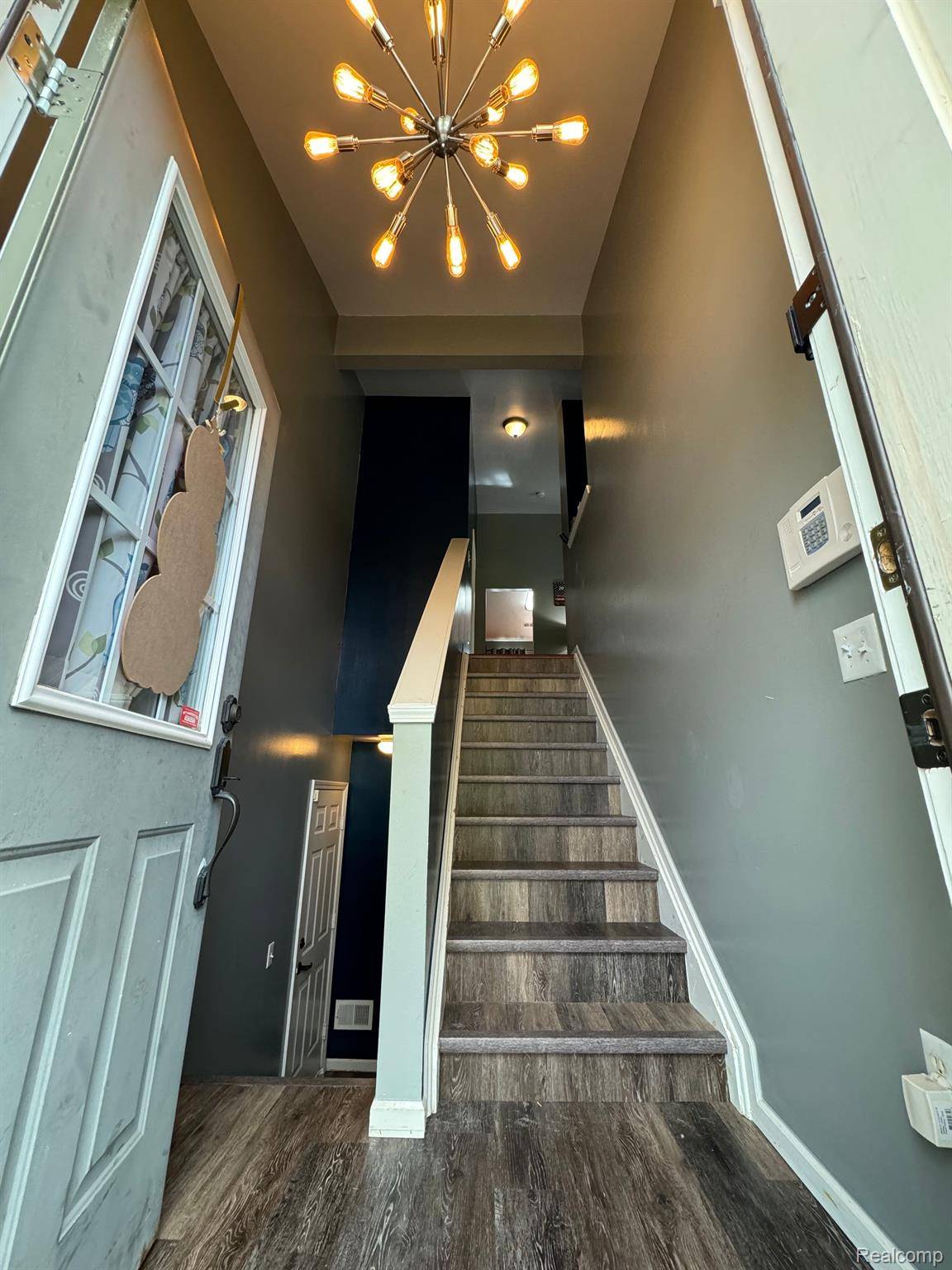 Woodhaven, MI 48183,26747 KIRKWAY CIR